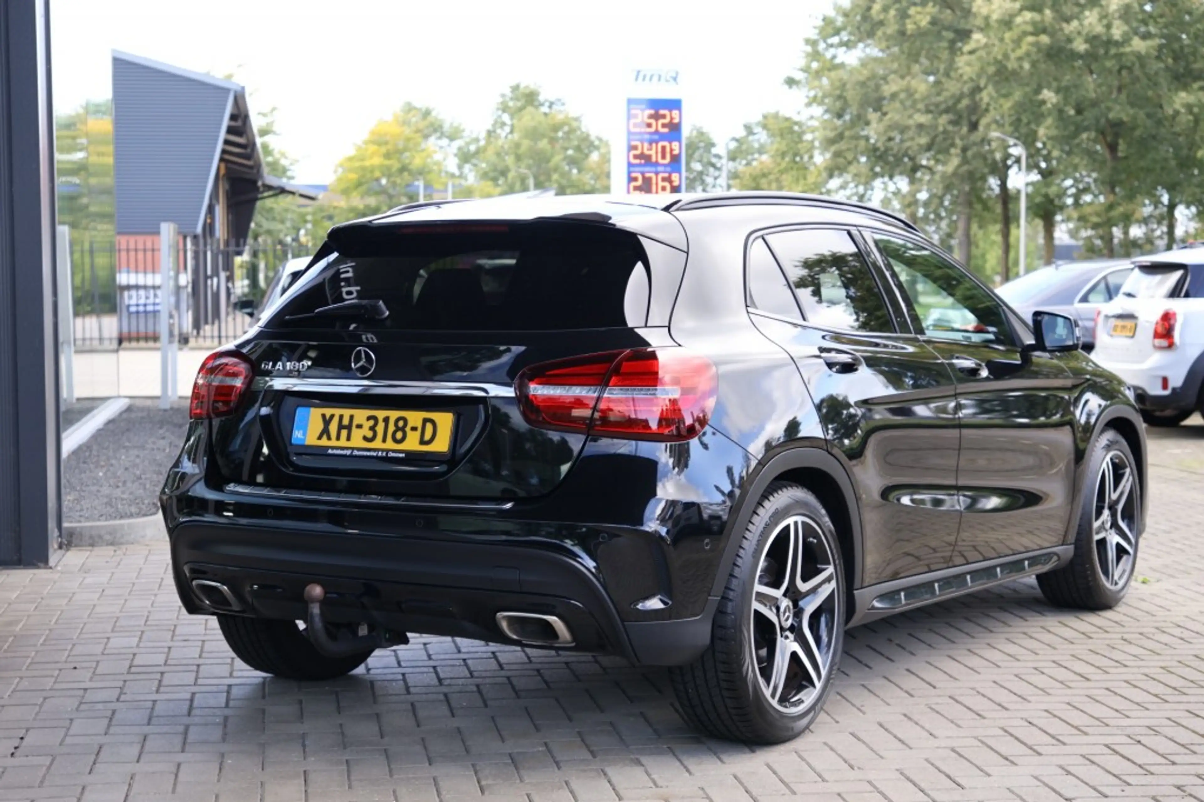 Mercedes-Benz GLA 180 180 AMG *LED*CARPLAY*TREKHAAK*CLIMA*NIGHTPAKKET*KE — photo 7