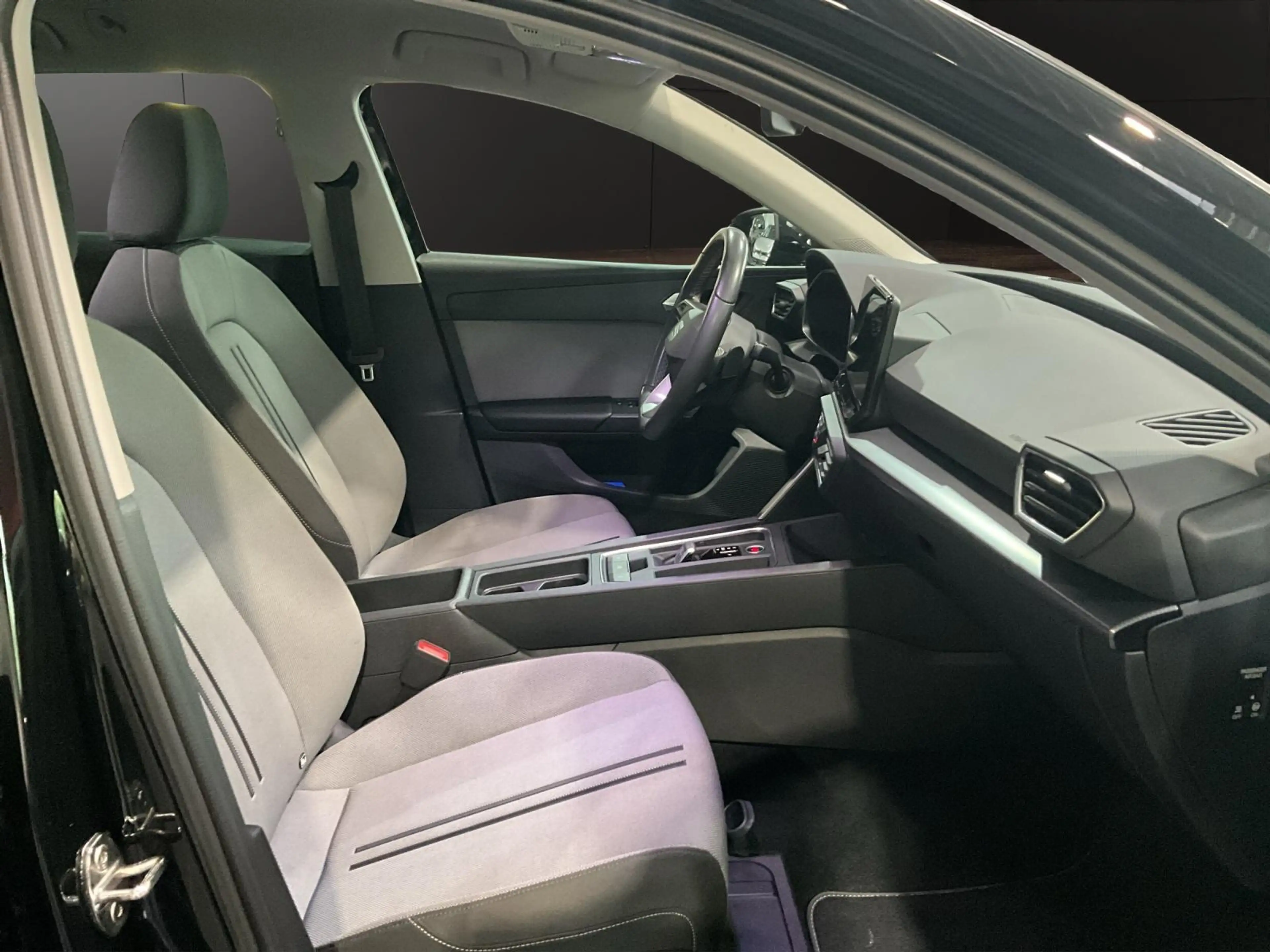 SEAT Leon Style 1.5 eTSI*LED*ACC*Keyless*CAM*DAB* — photo 15