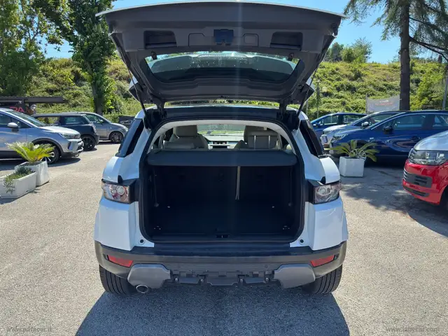 Land Rover Range Rover Evoque view 27