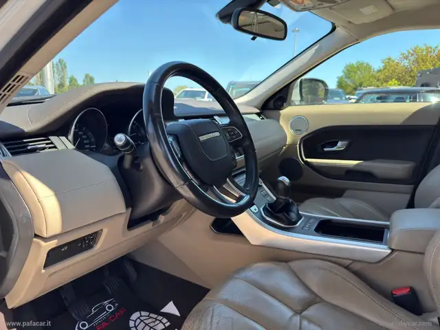 Land Rover Range Rover Evoque view 8