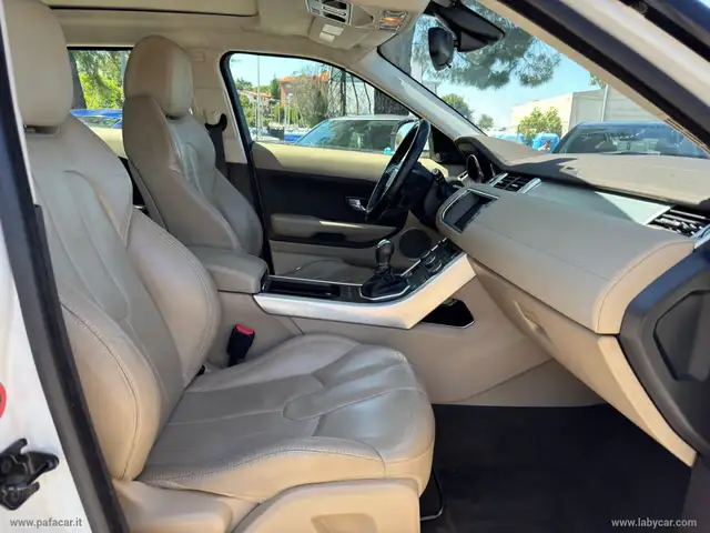Land Rover Range Rover Evoque view 19