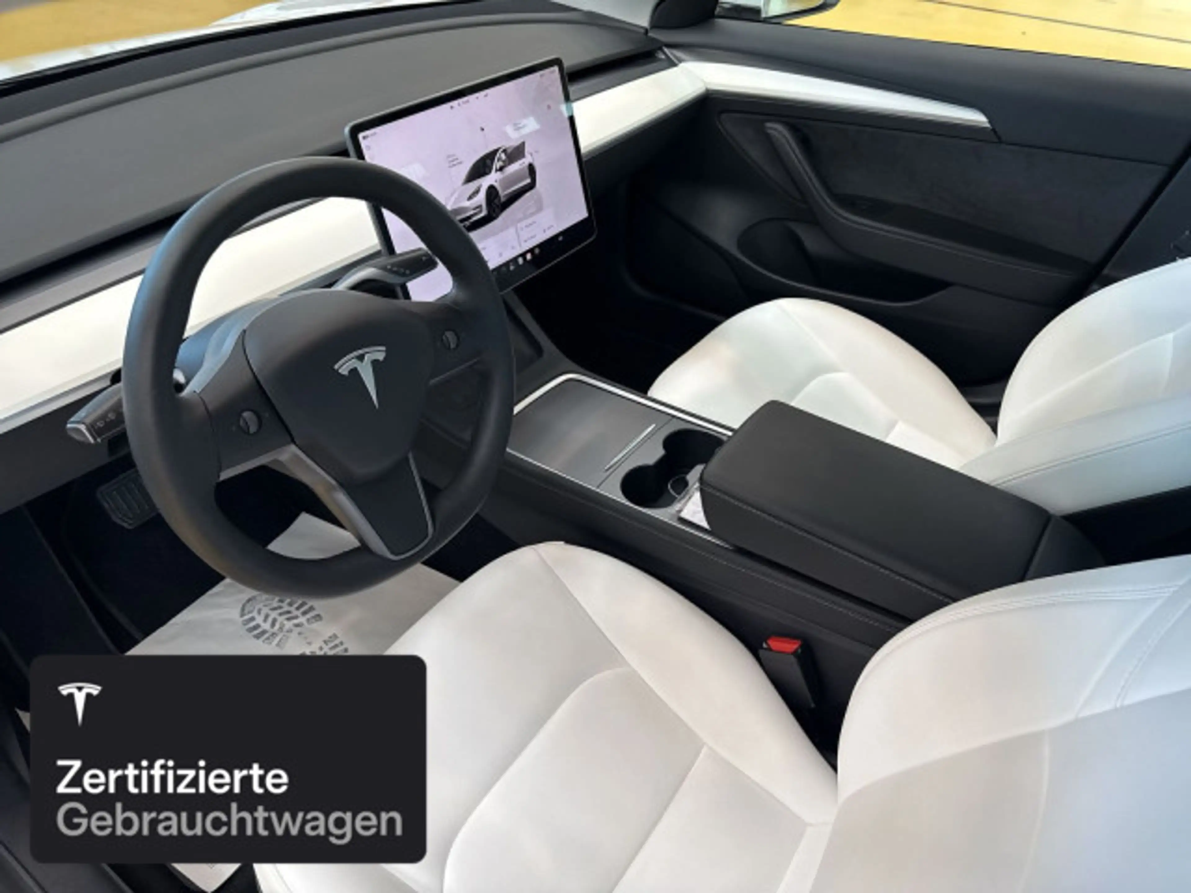 Tesla Model 3 Rear-Wheel Drive — photo 11