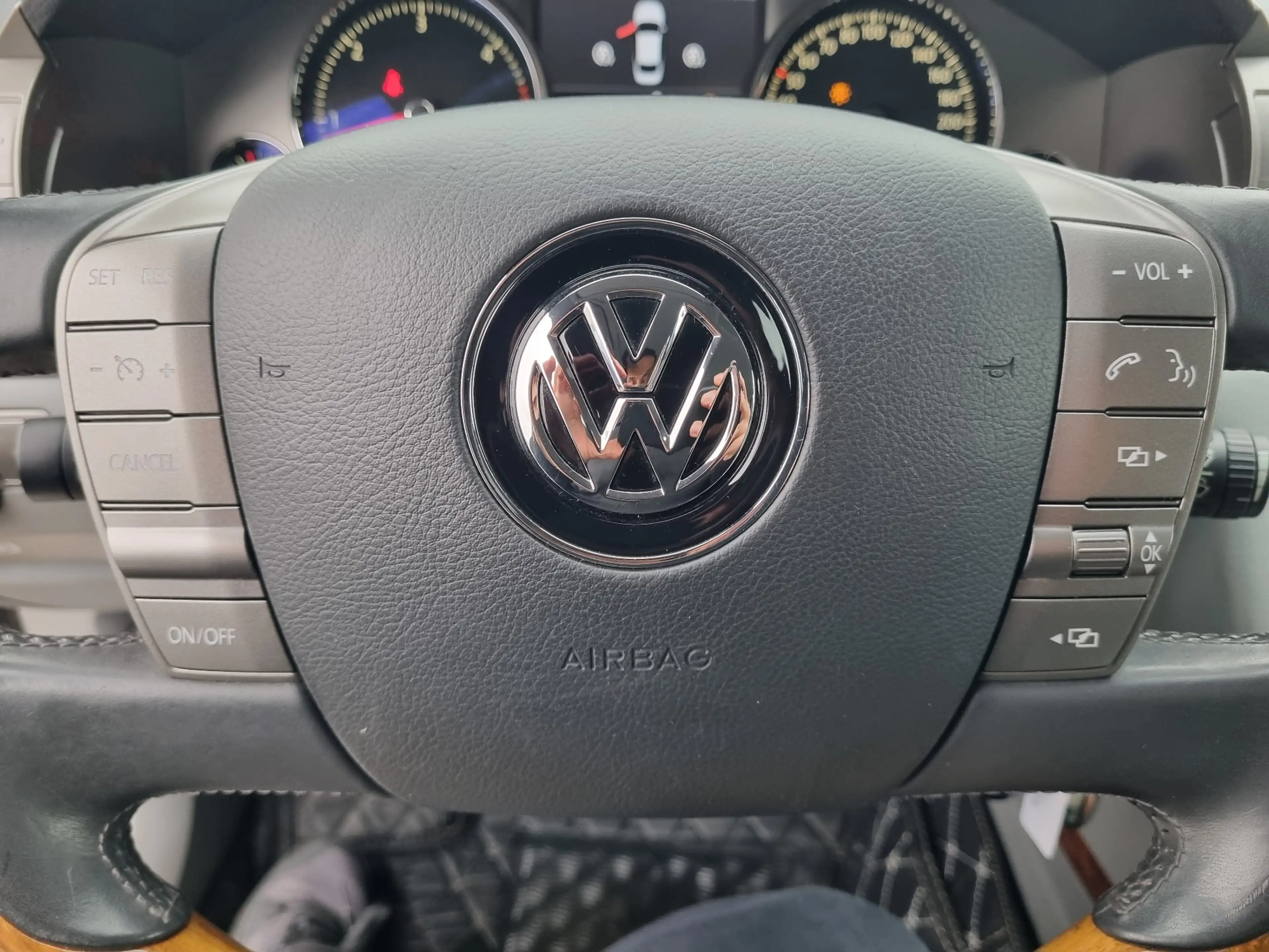 Volkswagen Phaeton 3.0 V6 TDI DPF 4MOTION"Leder"Navi"Xenon"8-fach ber — photo 12