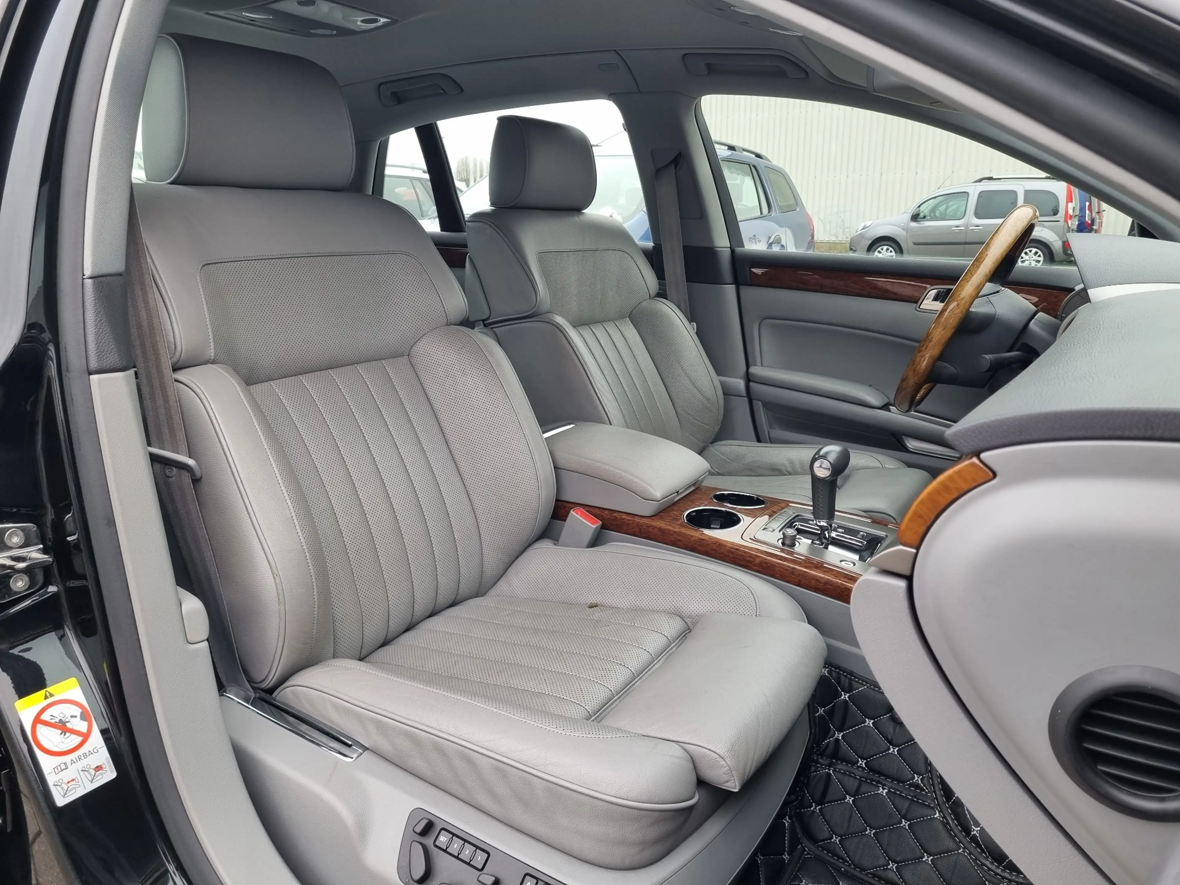 Volkswagen Phaeton 3.0 V6 TDI DPF 4MOTION"Leder"Navi"Xenon"8-fach ber — photo 14