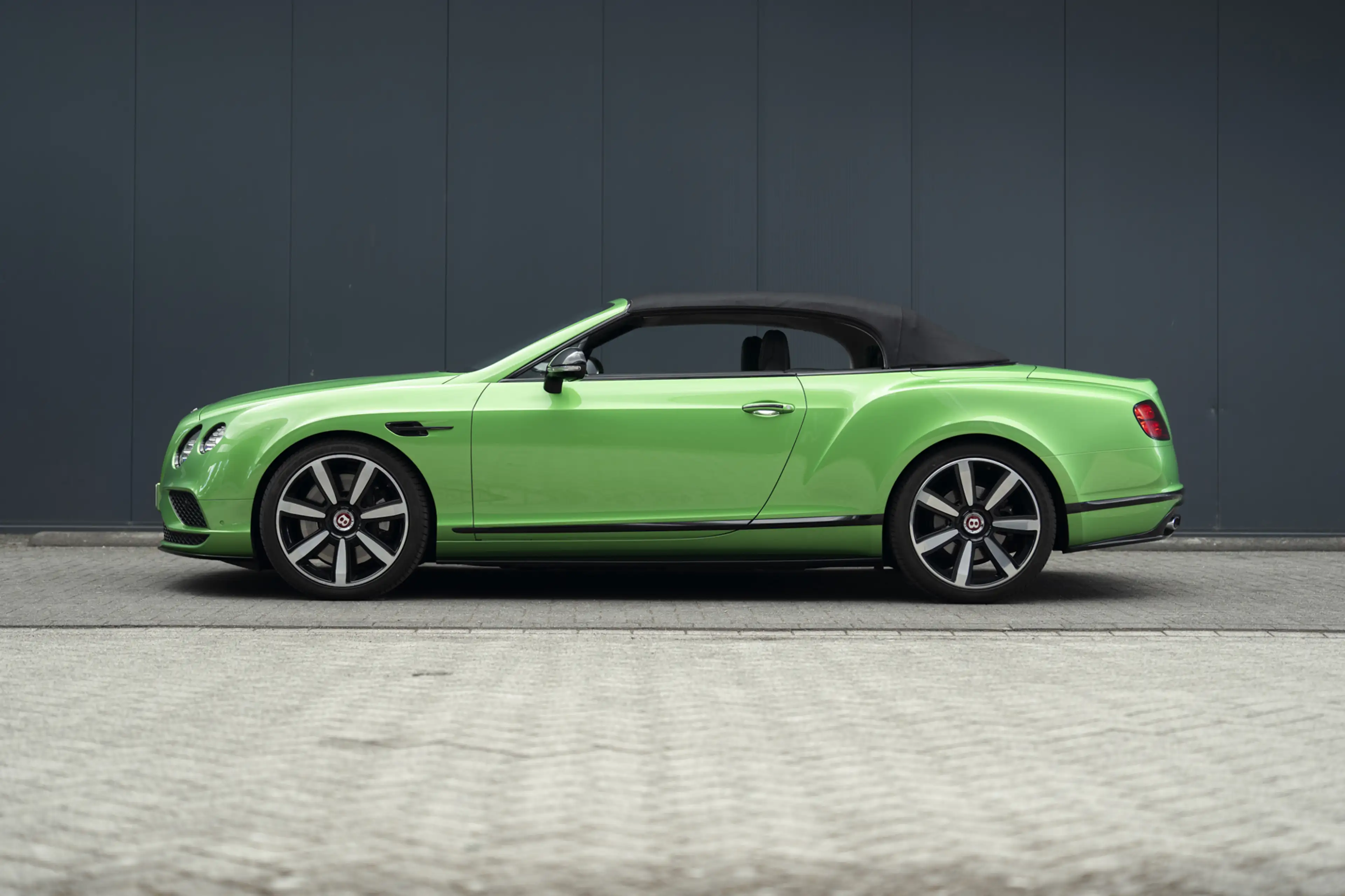 Bentley Continental GTC 4.0 V8S — photo 4