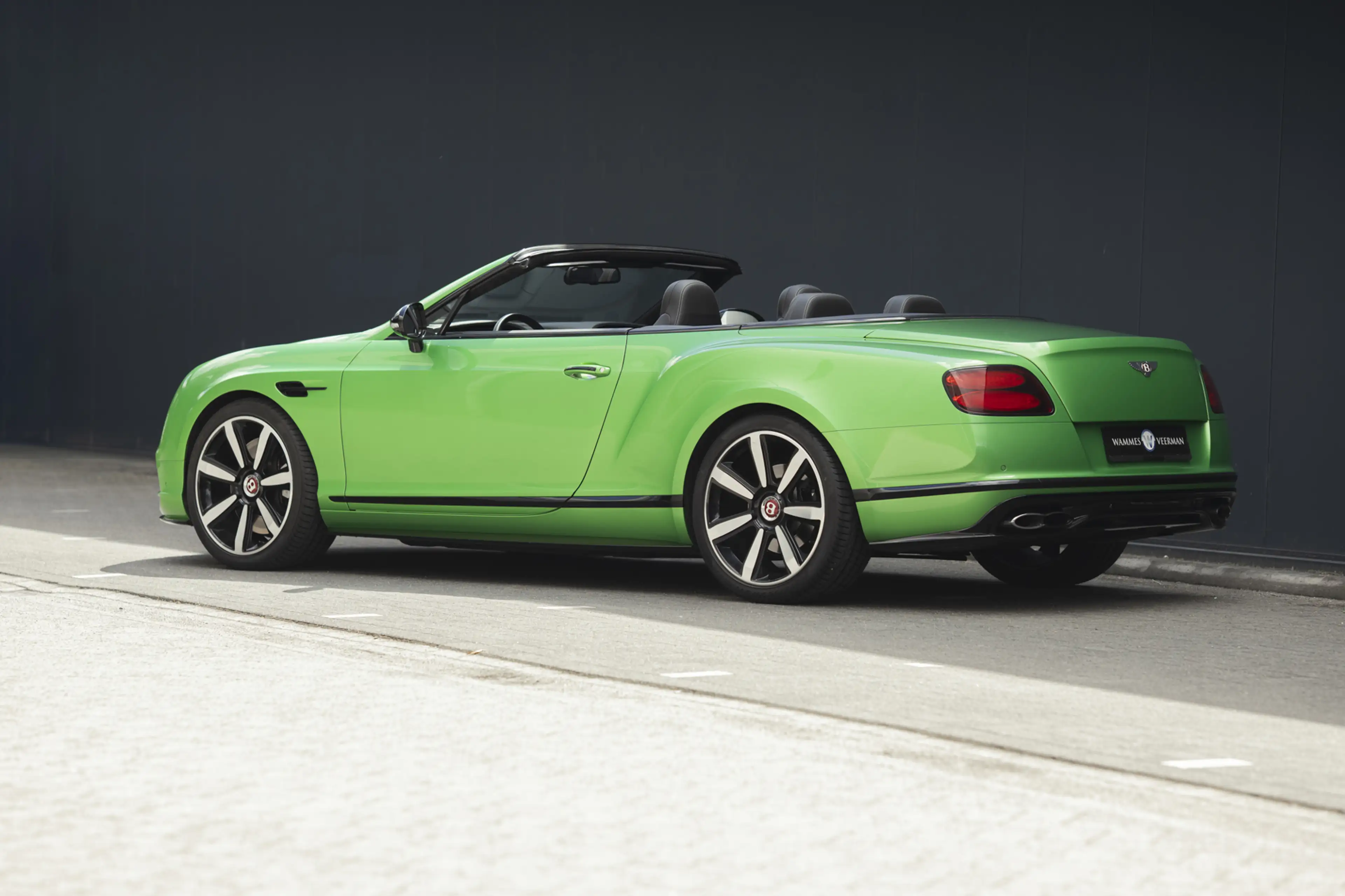 Bentley Continental GTC 4.0 V8S — photo 14