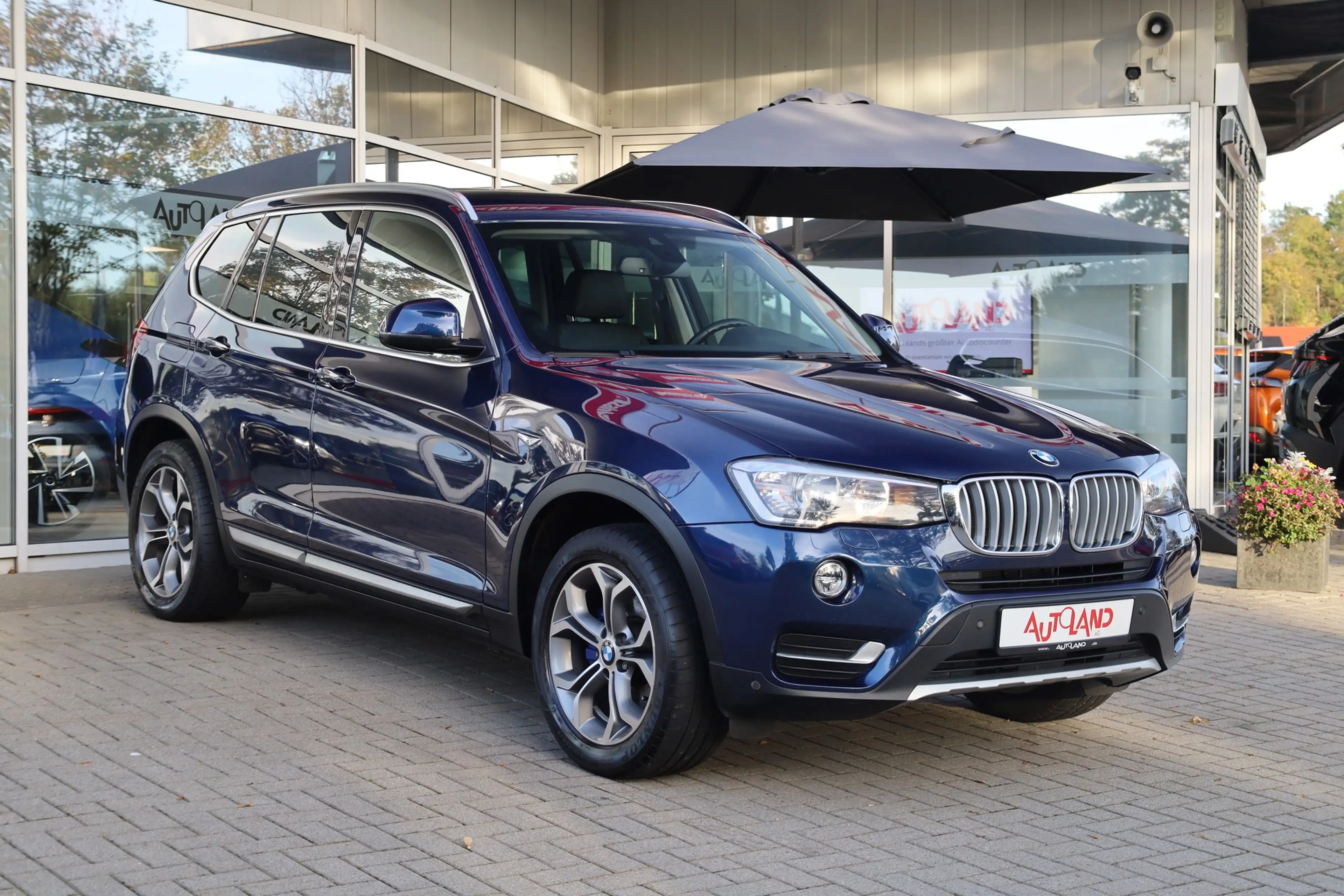 BMW X3 xDrive 20 d Navi Standheizung Head-Up AHK PDC — photo 8