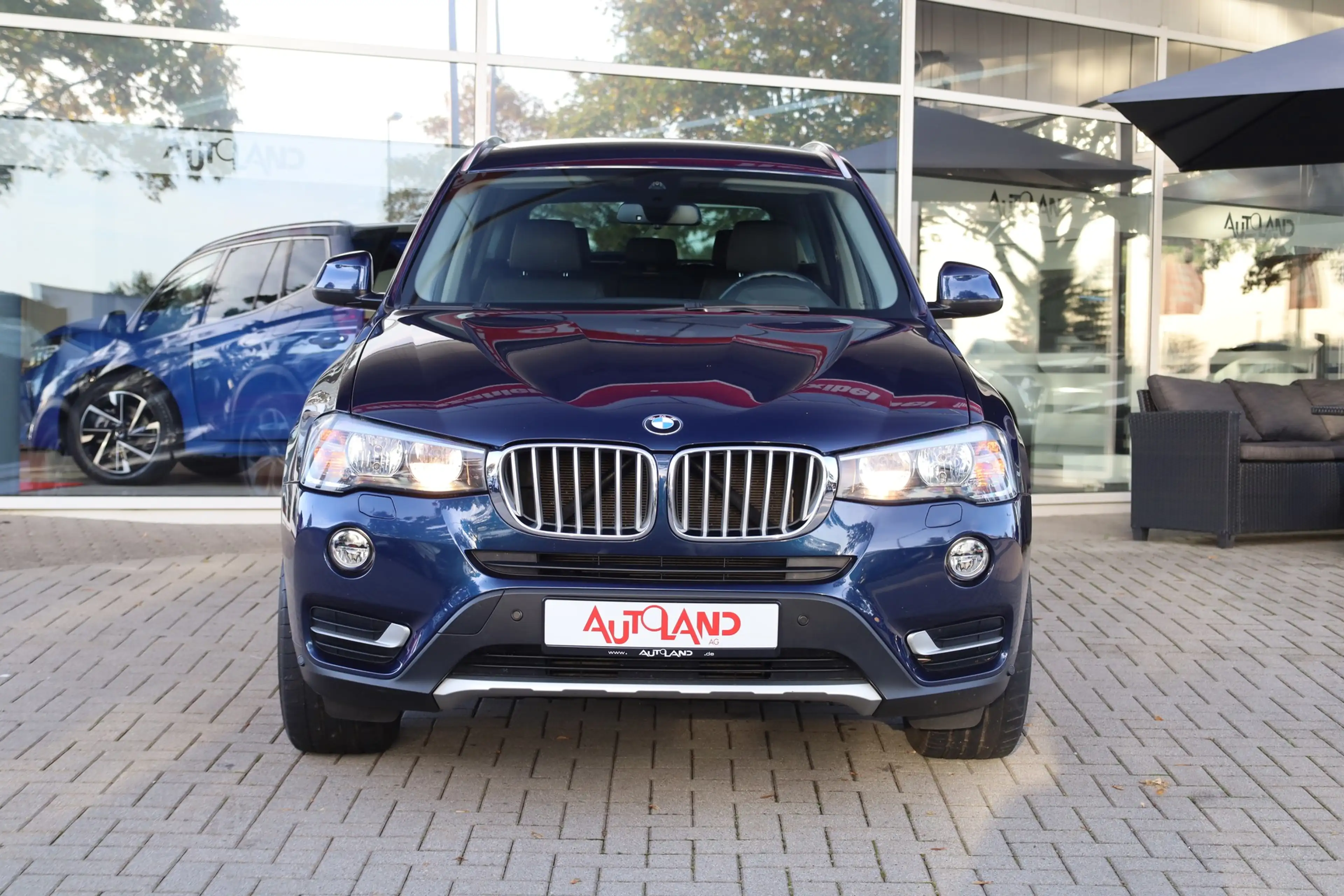 BMW X3 xDrive 20 d Navi Standheizung Head-Up AHK PDC — photo 9