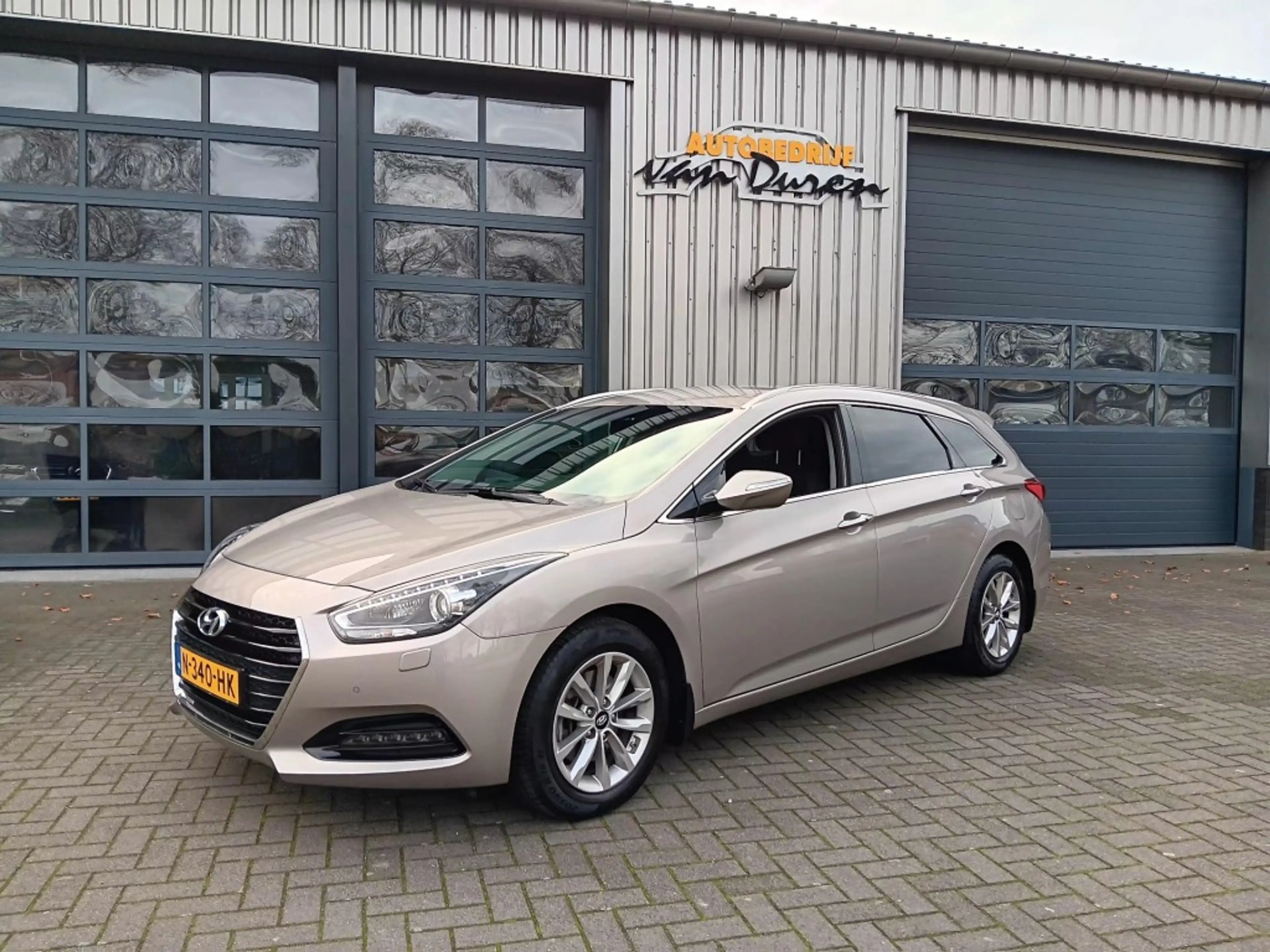 Hyundai i40 Wagon 1.6 GDI Business Edition  Cruise/Clima PDC v — photo 3