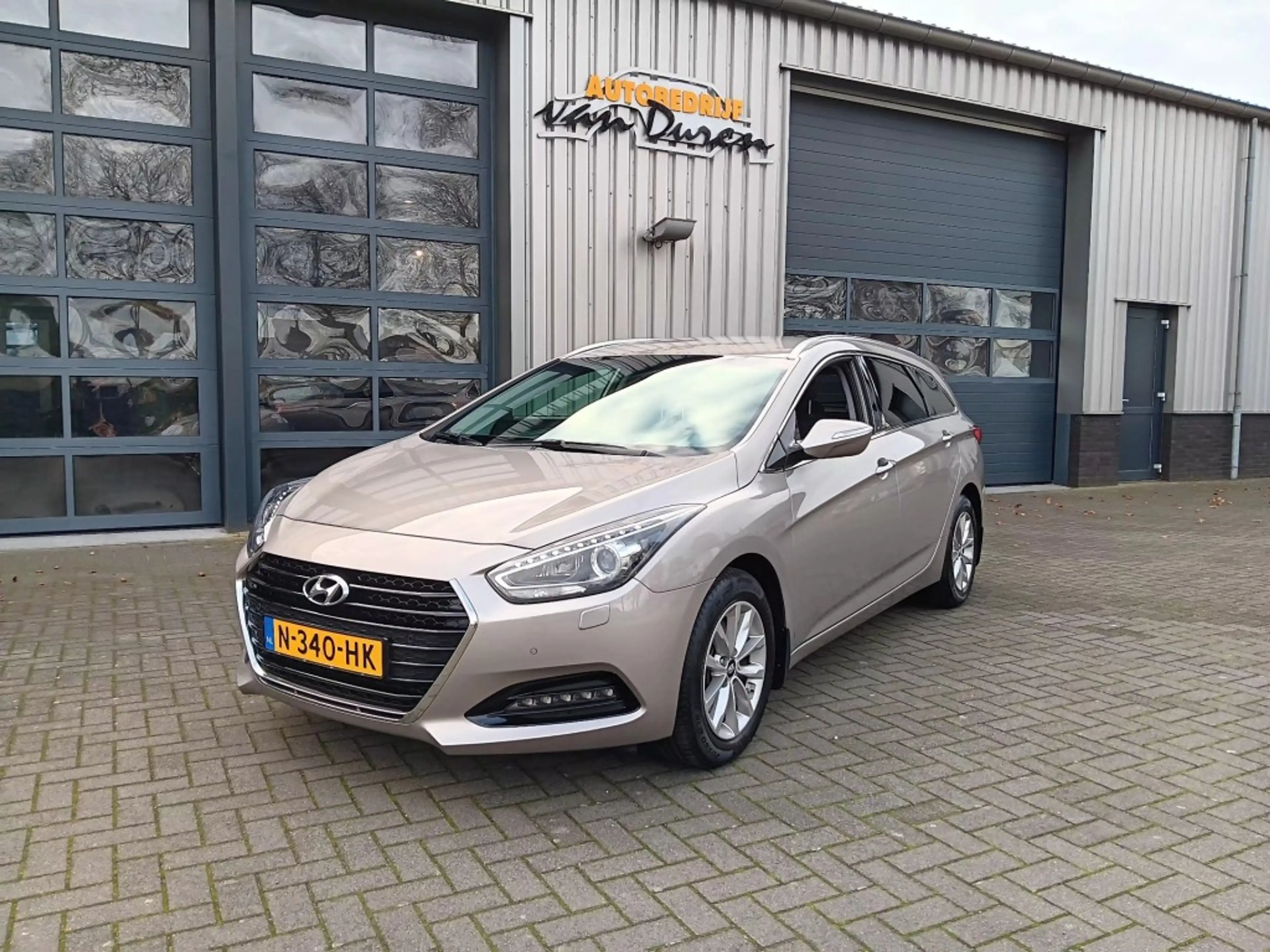 Hyundai i40 Wagon 1.6 GDI Business Edition  Cruise/Clima PDC v — photo 4