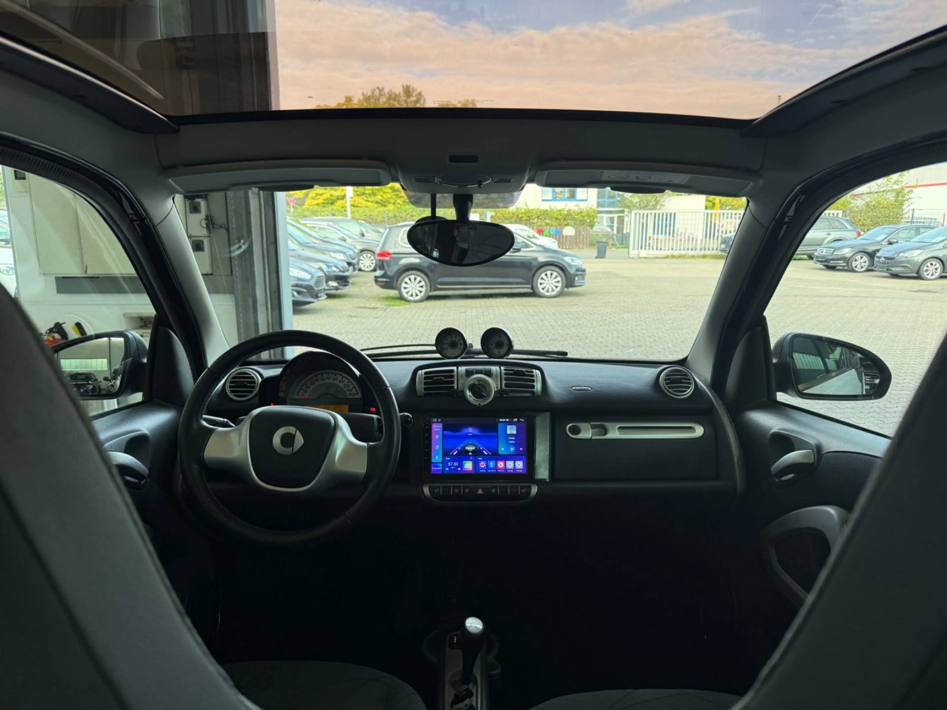 smart forTwo 1.0 MHD*AUTO*SERV*PANO*SHZ*CARPL*NAV*SOUN — photo 15