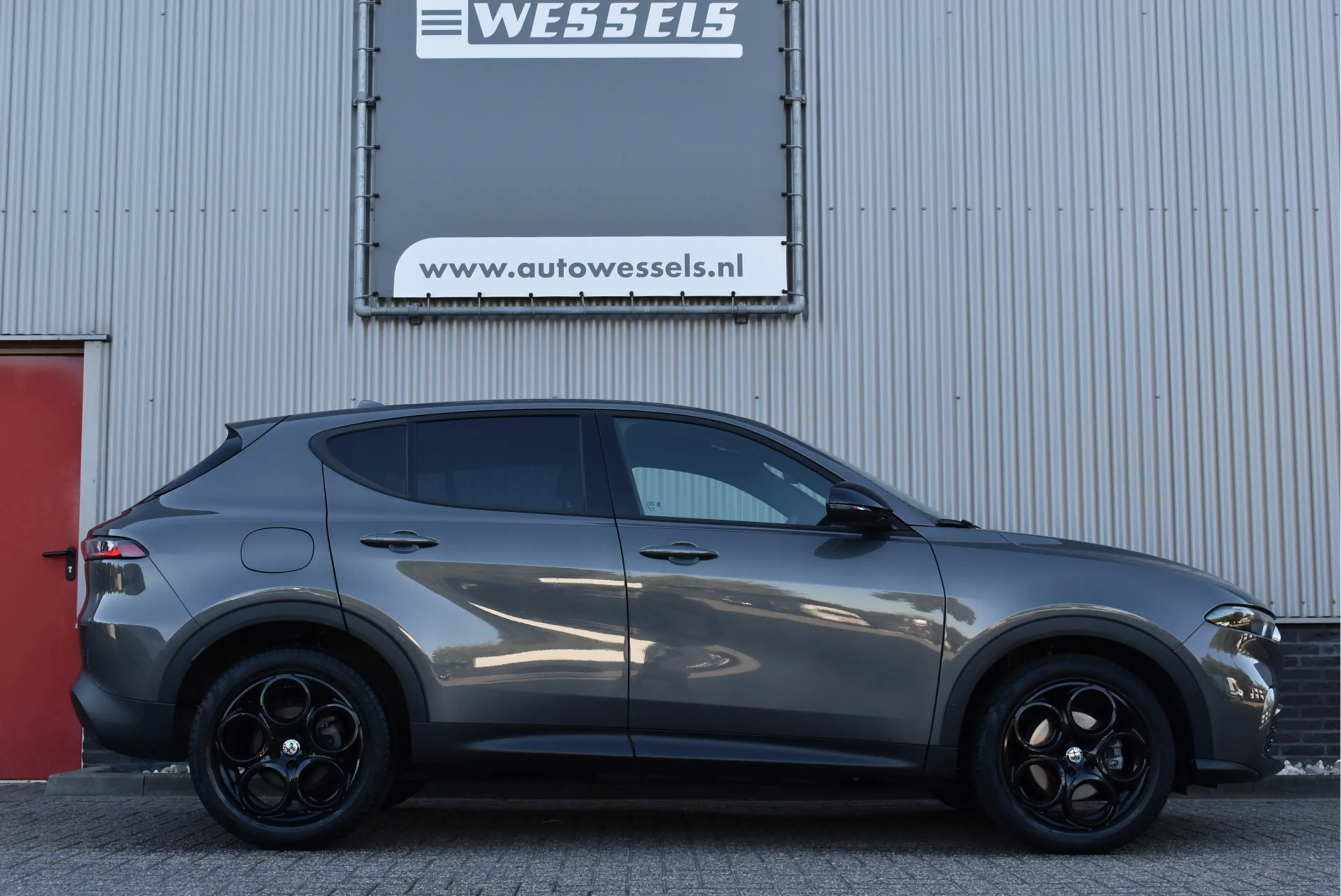Alfa Romeo Tonale 1.5T Hybrid Super Cruise control, Carplay — photo 6