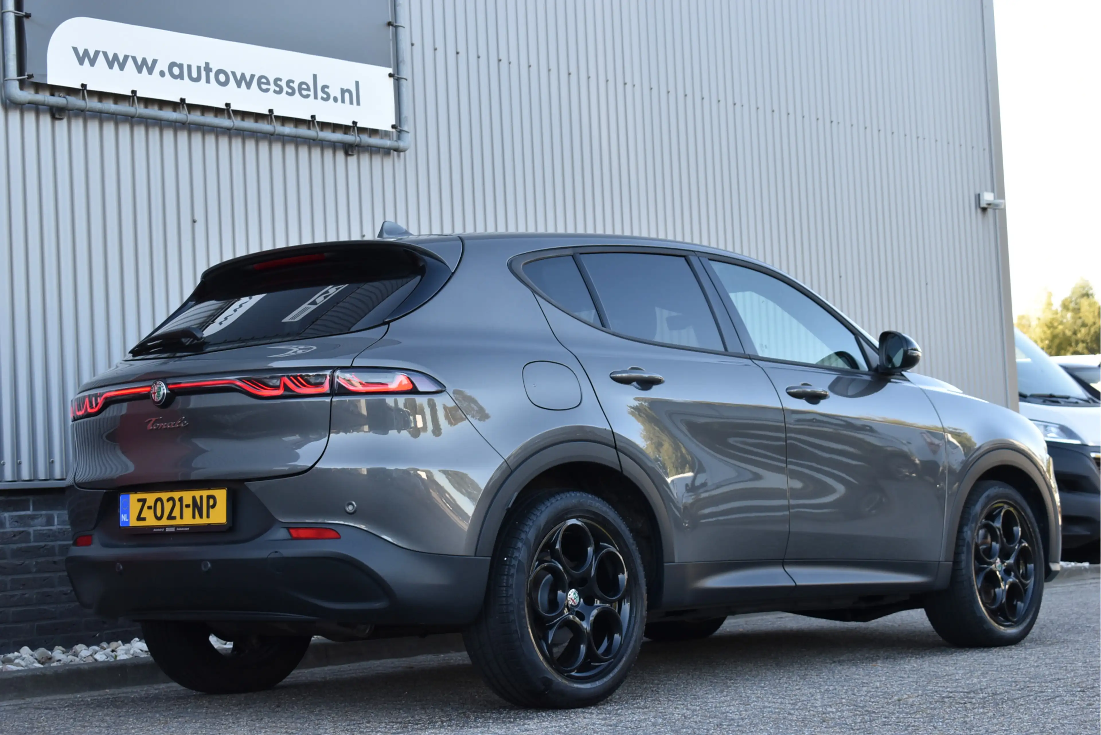 Alfa Romeo Tonale 1.5T Hybrid Super Cruise control, Carplay — photo 22
