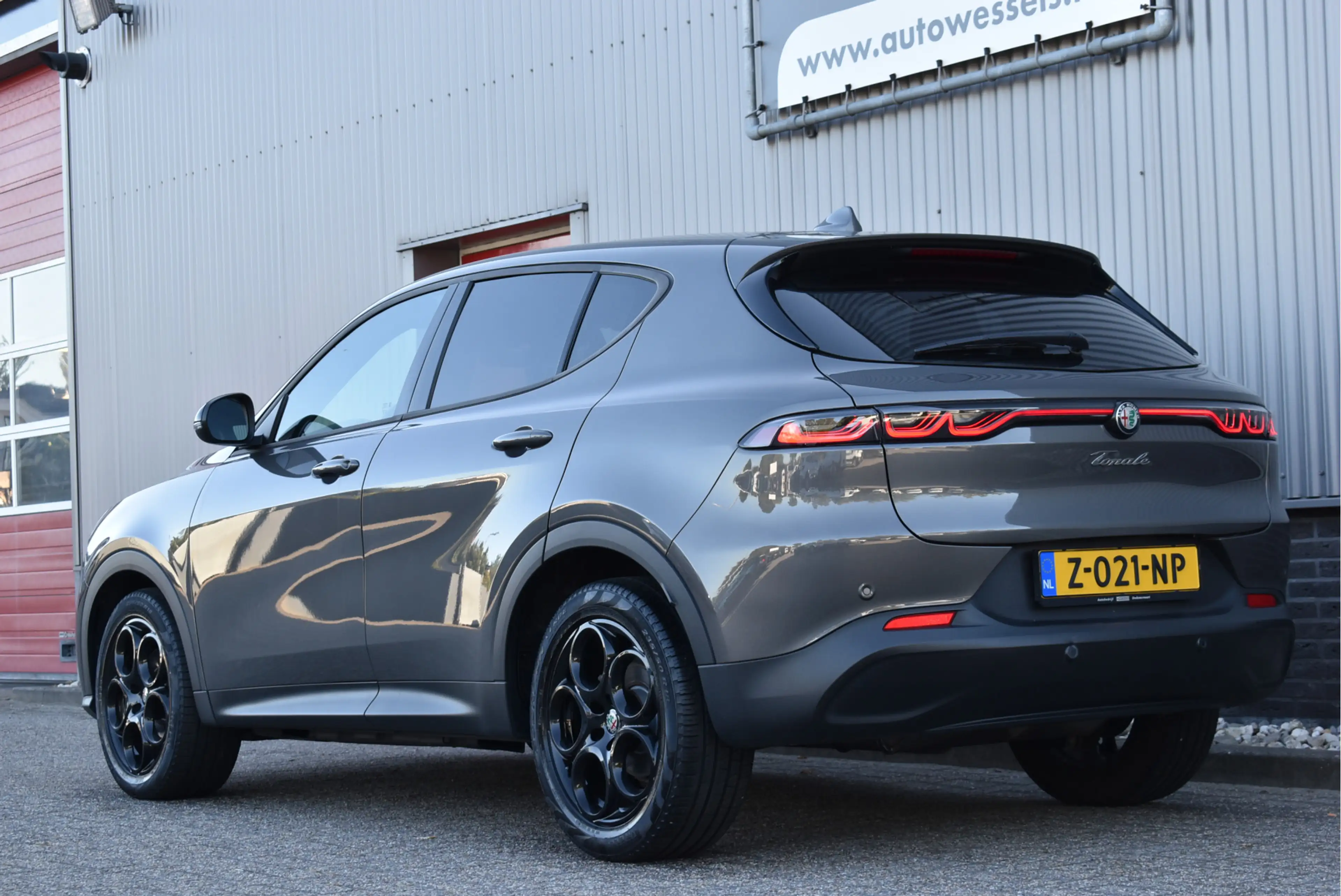 Alfa Romeo Tonale 1.5T Hybrid Super Cruise control, Carplay — photo 2