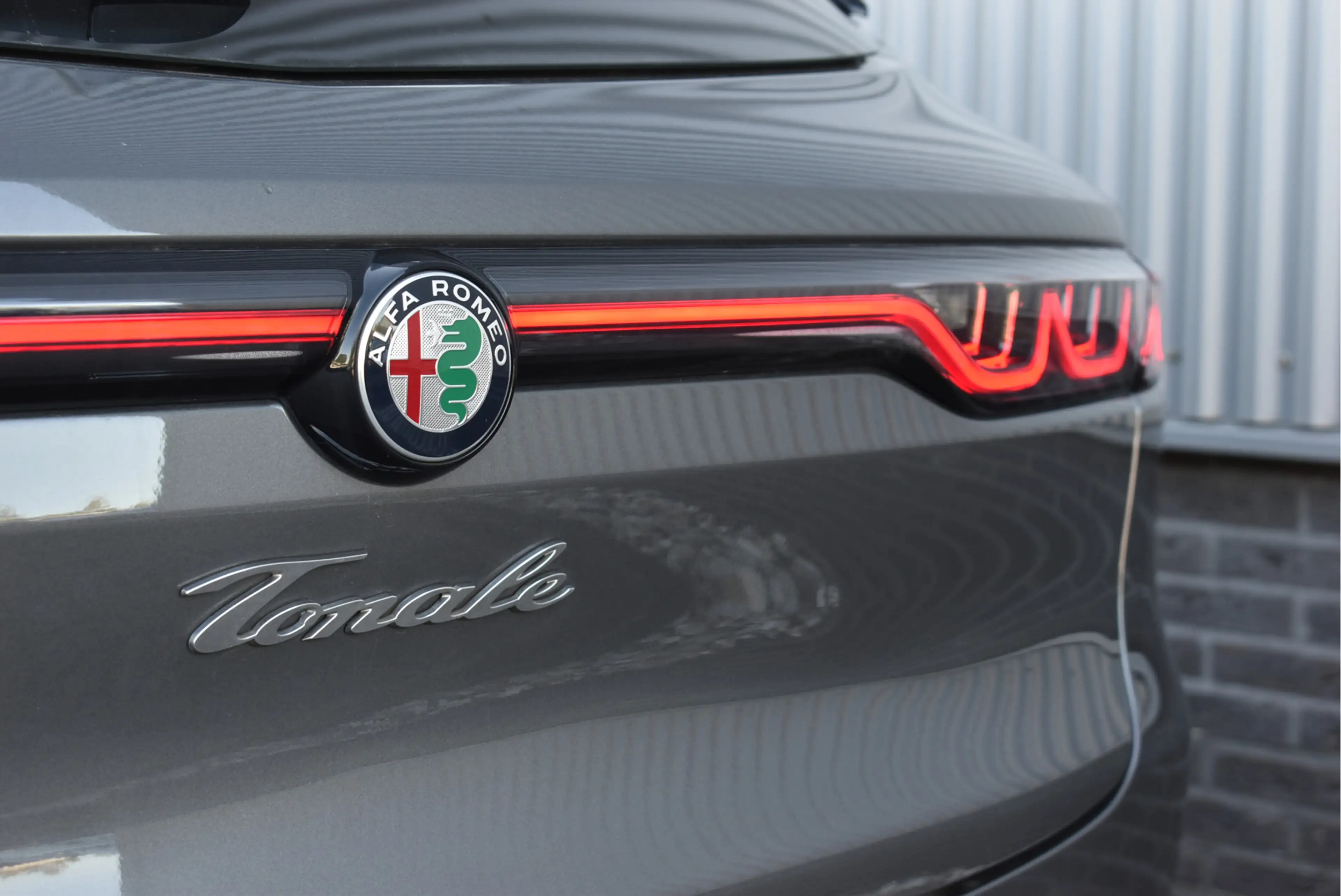 Alfa Romeo Tonale 1.5T Hybrid Super Cruise control, Carplay — photo 17