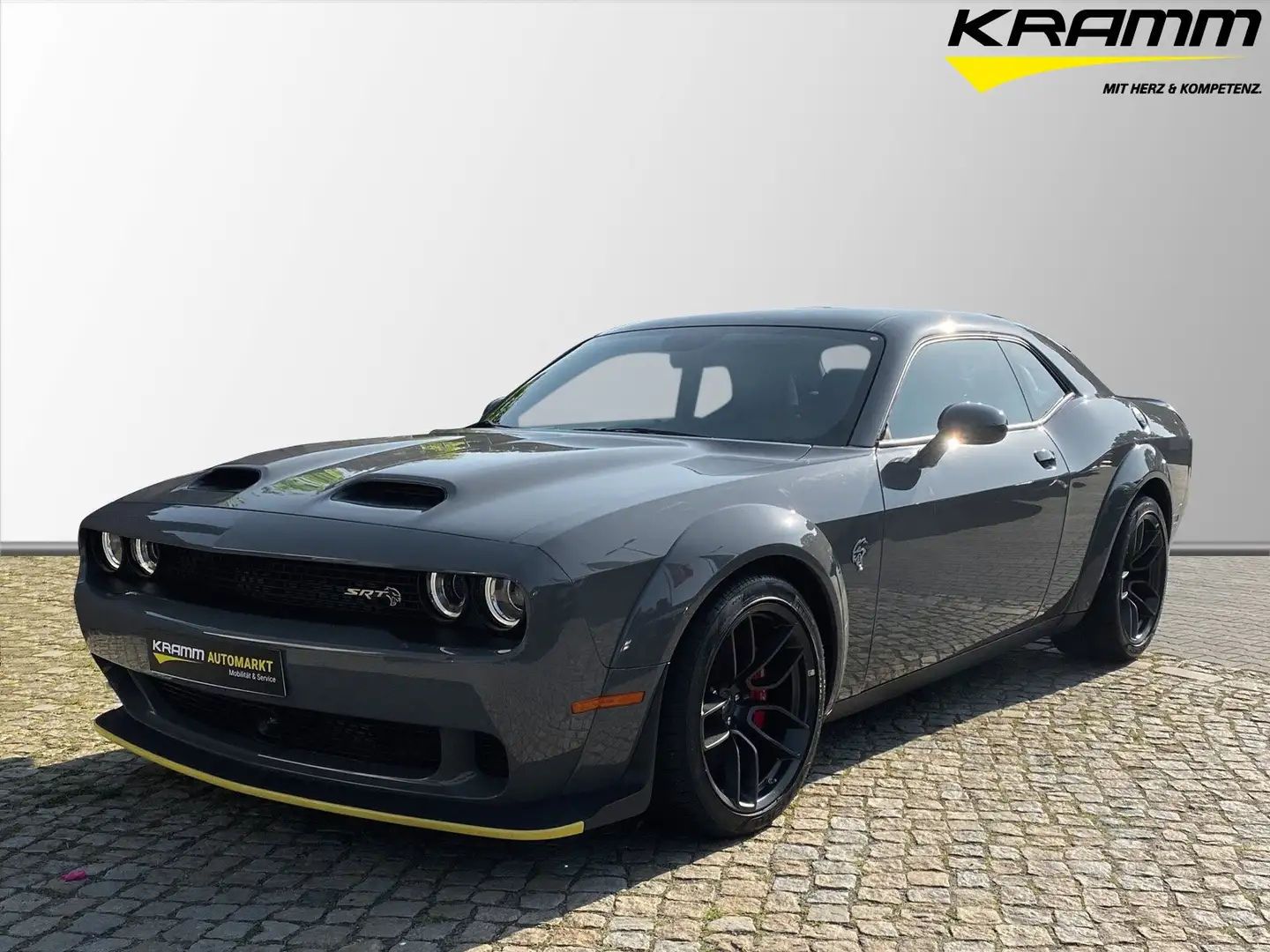 Dodge Challenger SRT Hellcat WIDEBODY Sportp. LED PDC Szürke - 1