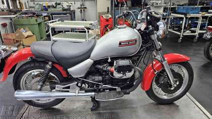 Moto Guzzi California 1100 I licht verbouwd