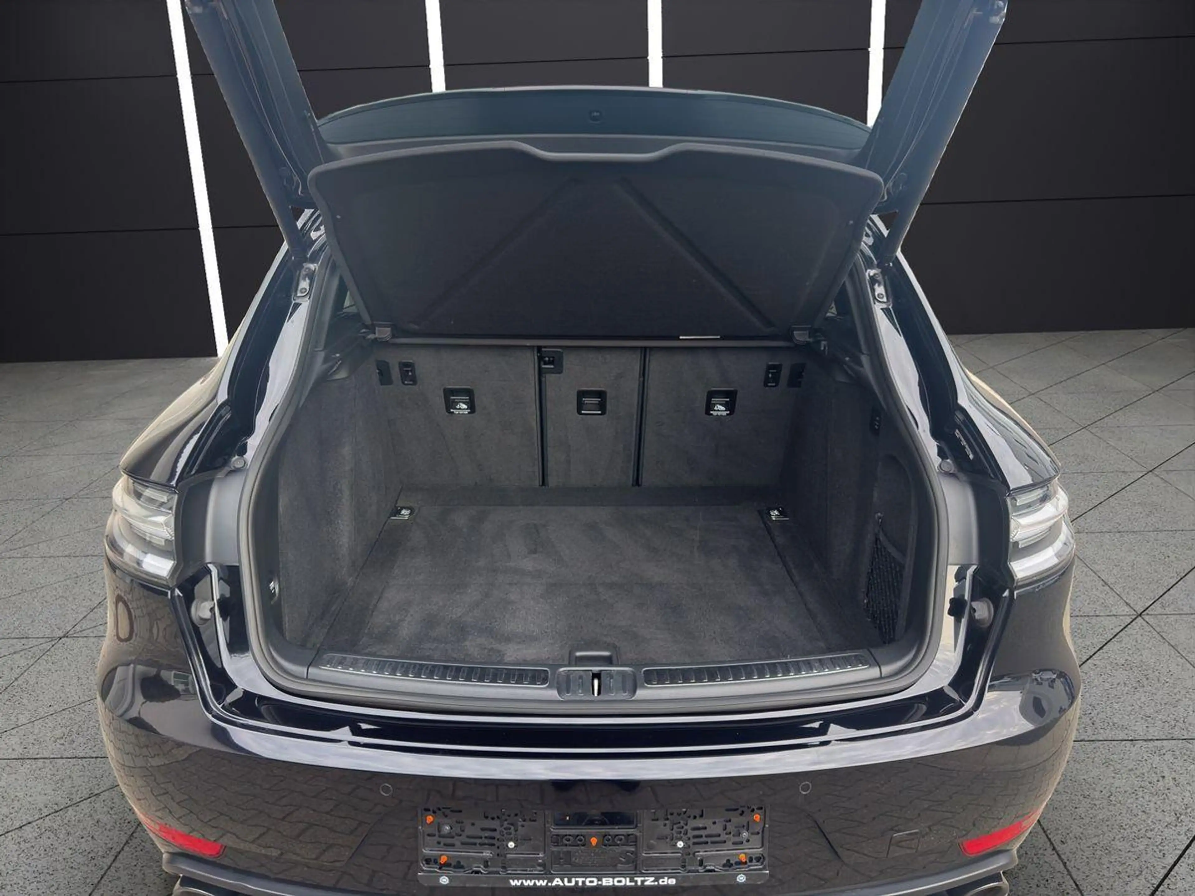 Porsche Macan GTS PANO LUFT 21" BOSE ACC CHRONO PDLS+ — photo 11