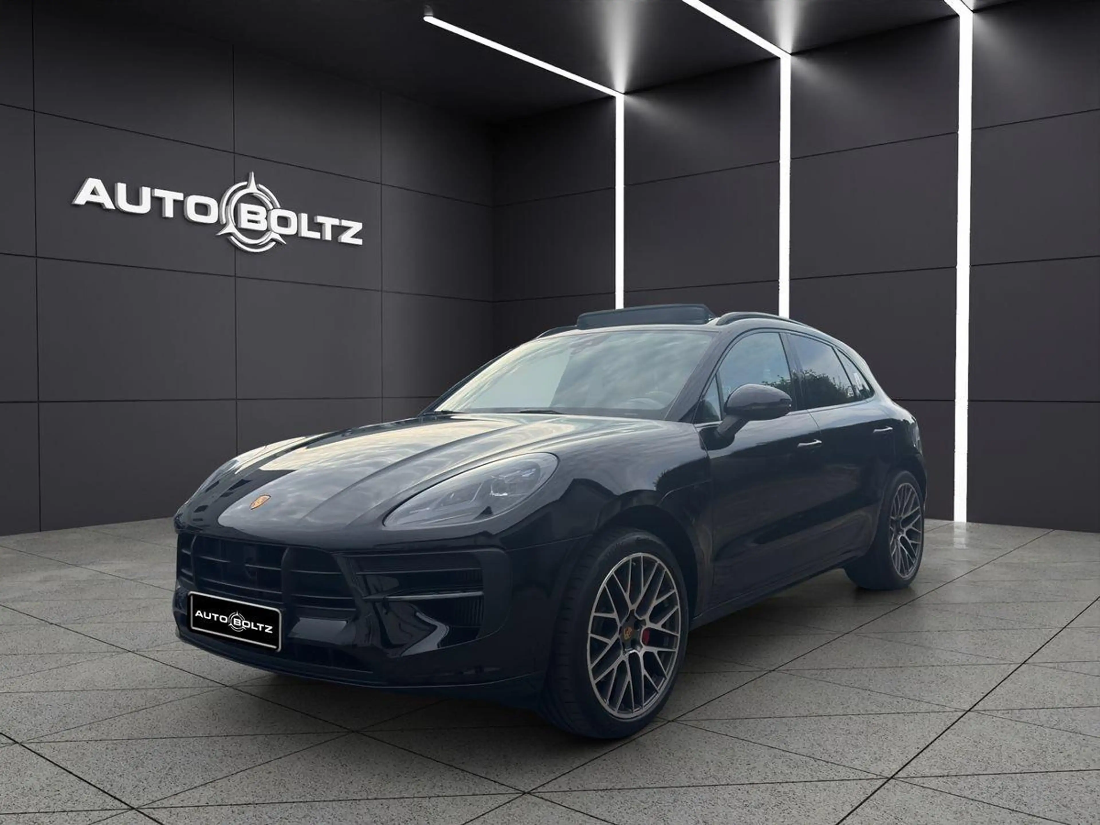 Porsche Macan GTS PANO LUFT 21" BOSE ACC CHRONO PDLS+