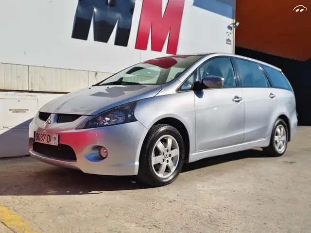 Mitsubishi Grandis 2.4 Aut.