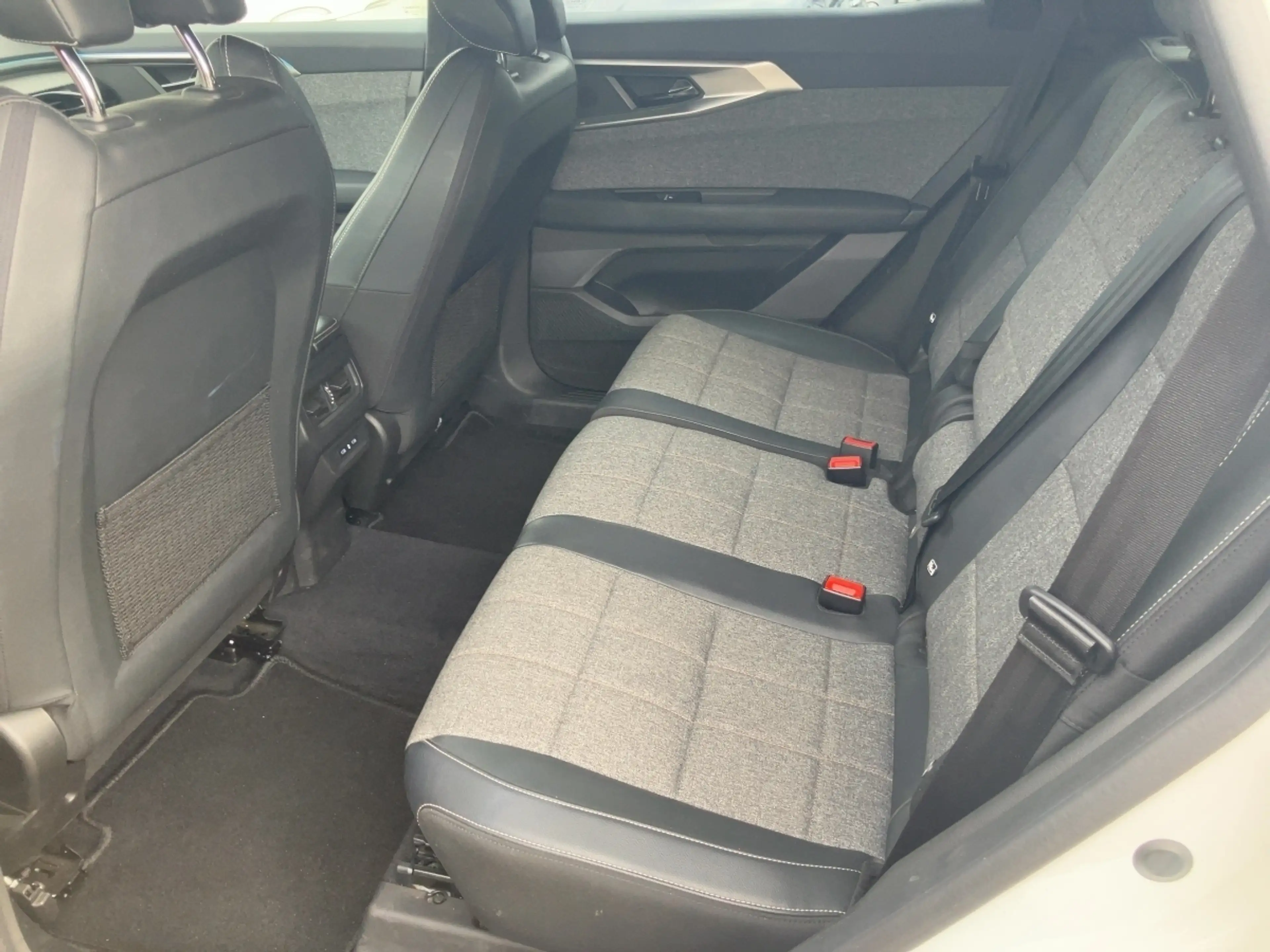 Renault Espace Techno E-Tech Full Hybrid 200 — photo 14