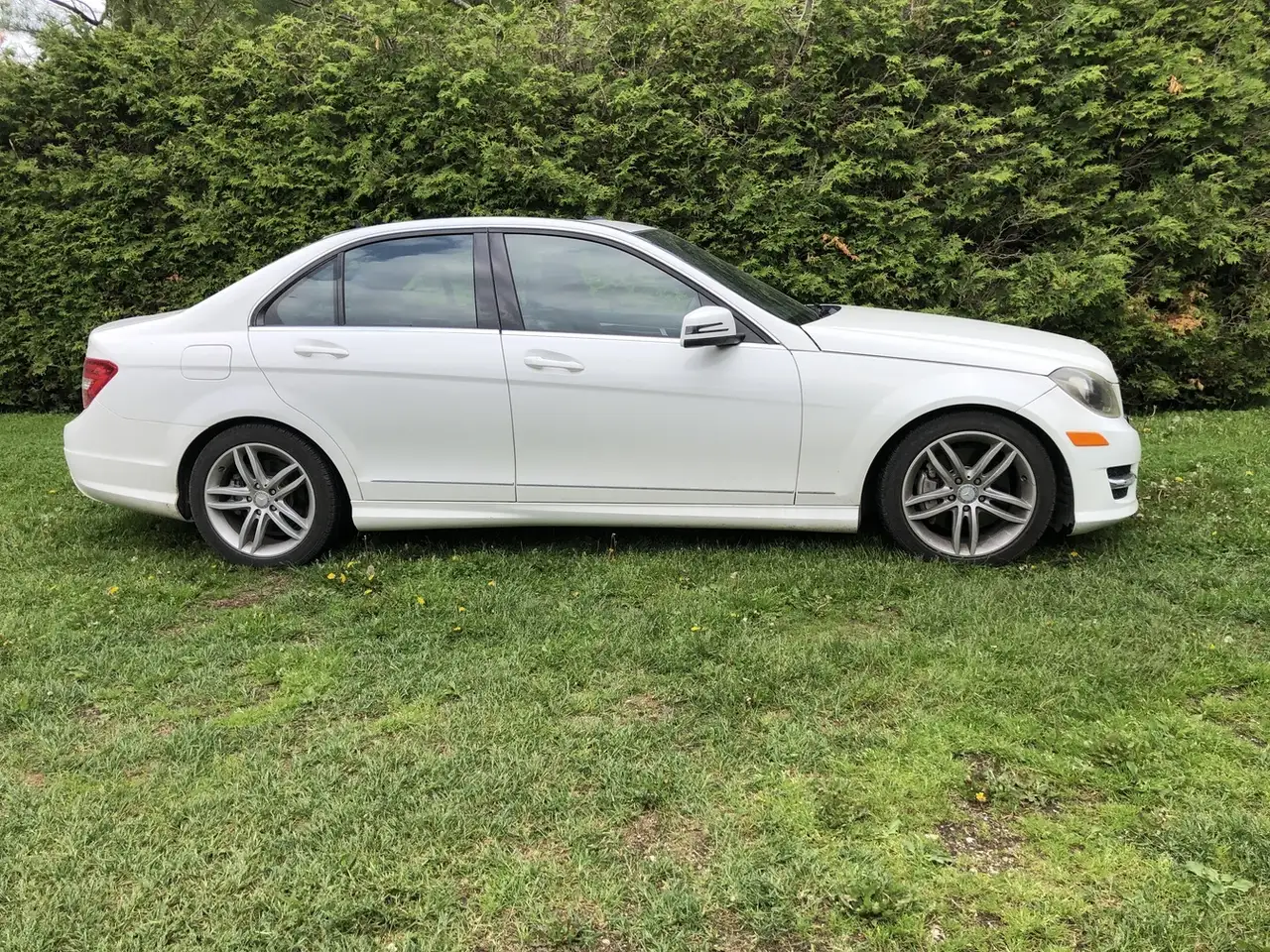 Mercedes-Benz 300 снимка Mercedes-Benz 300
