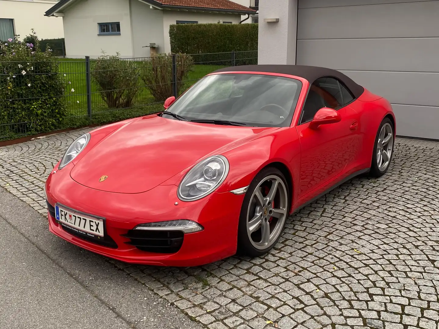 Porsche 991 911 Carrera 4S Cabrio DSG S Rot - 1