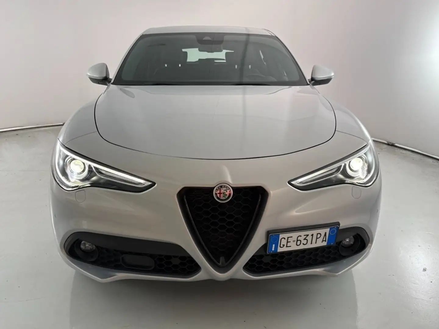 Alfa Romeo Stelvio 2.2 Turbo Veloce Bianco - 2