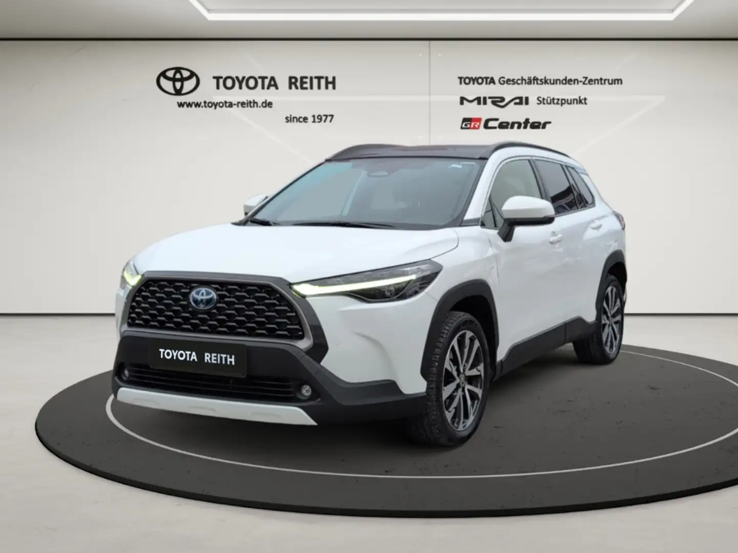 Toyota Corolla Cross Hybrid FWD Team Deutschland Panorama Navi LED ACC Weiß - 1