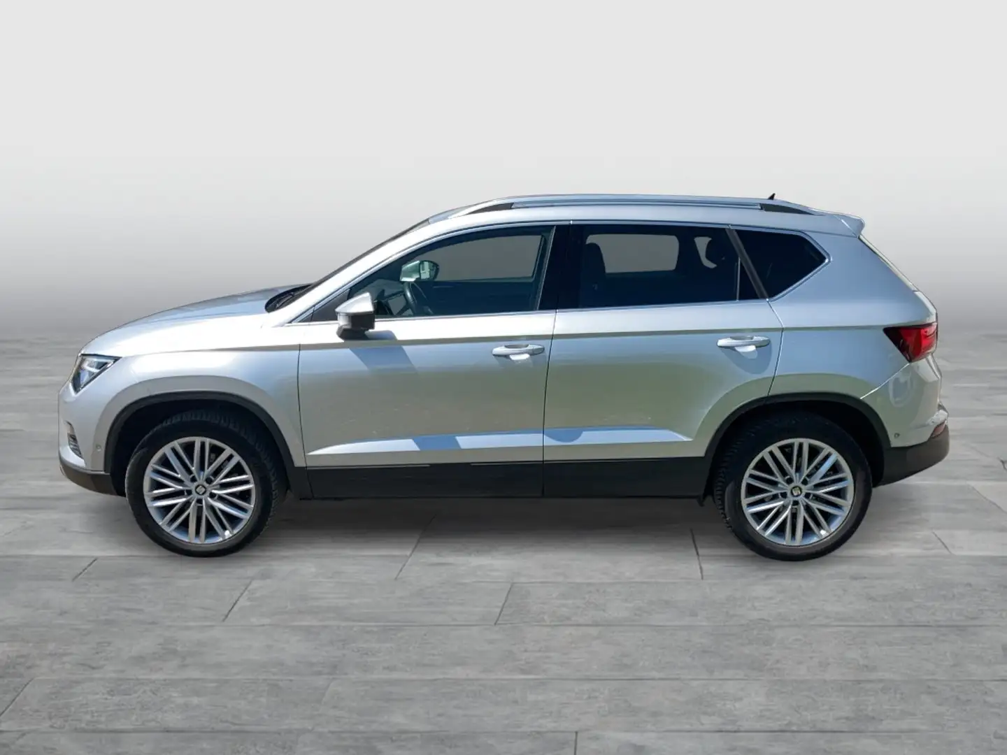SEAT Ateca Xcellence 2.0 TDI DSG Ezüst - 2