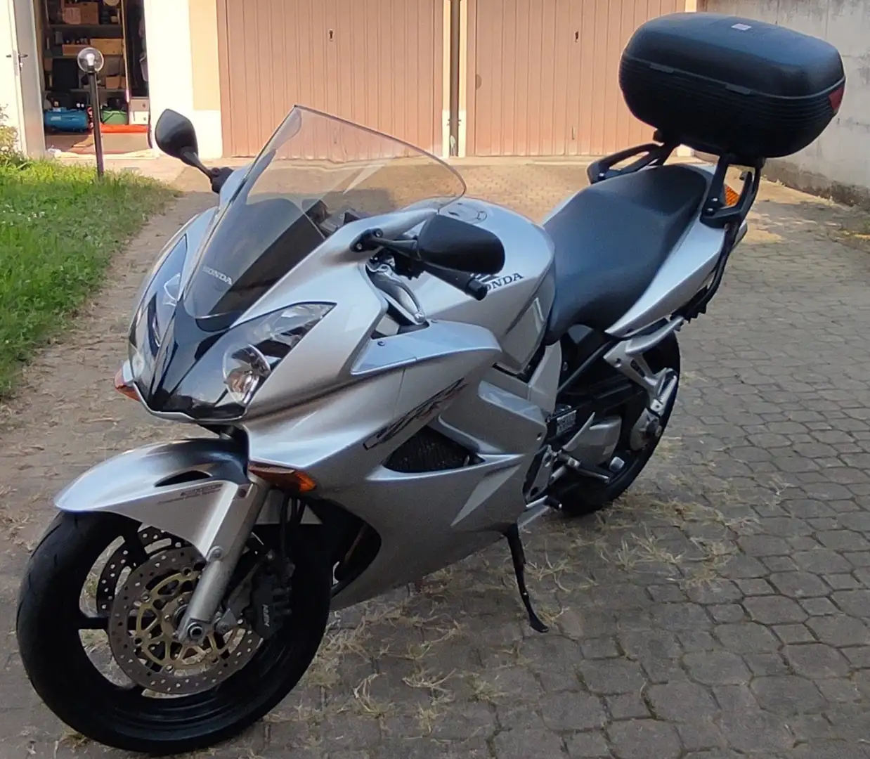 Honda VFR 800 ABS Argento - 1