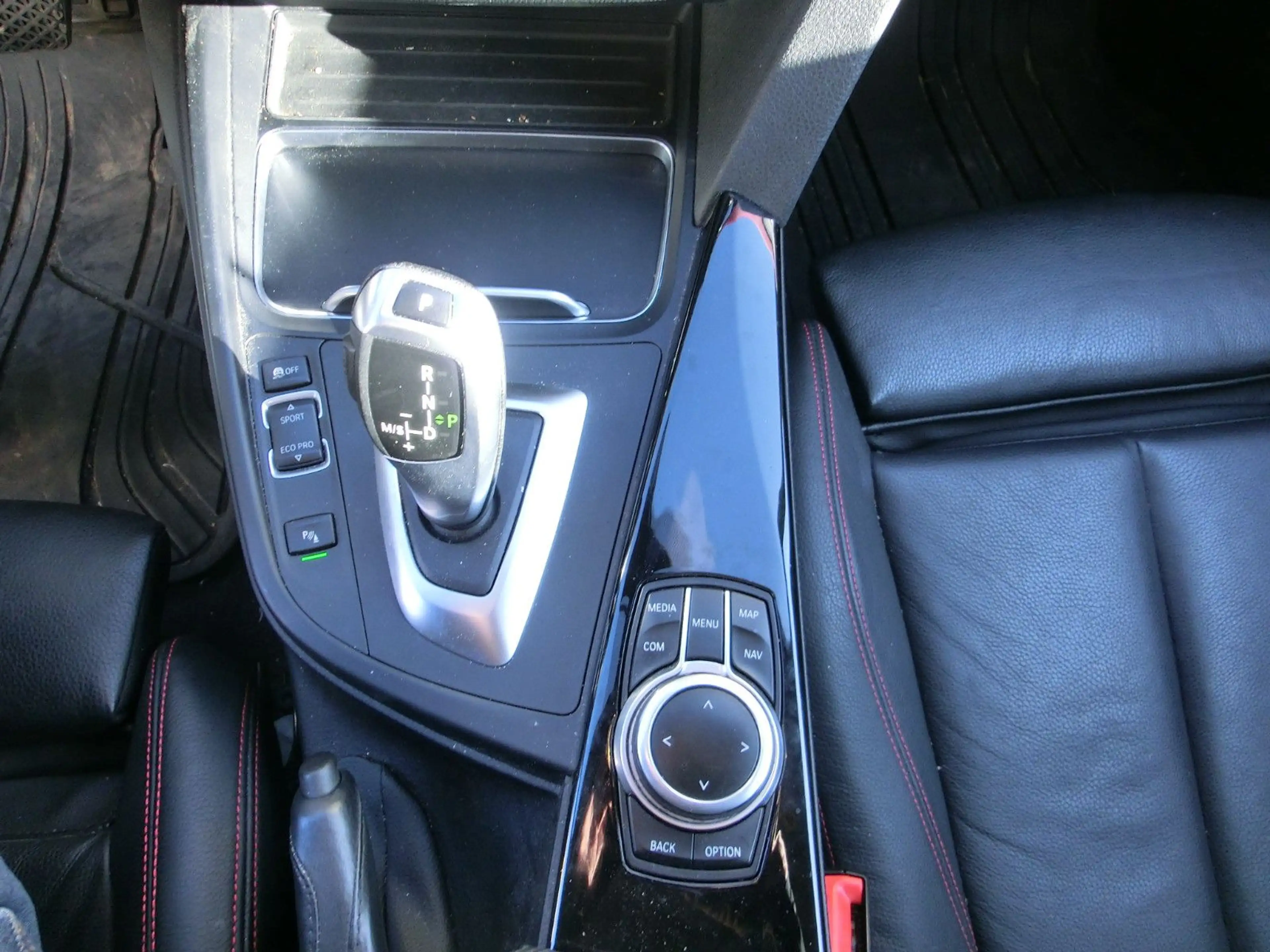 BMW 320 Touring Sport Line LED Scheinw. HeadUp — photo 14