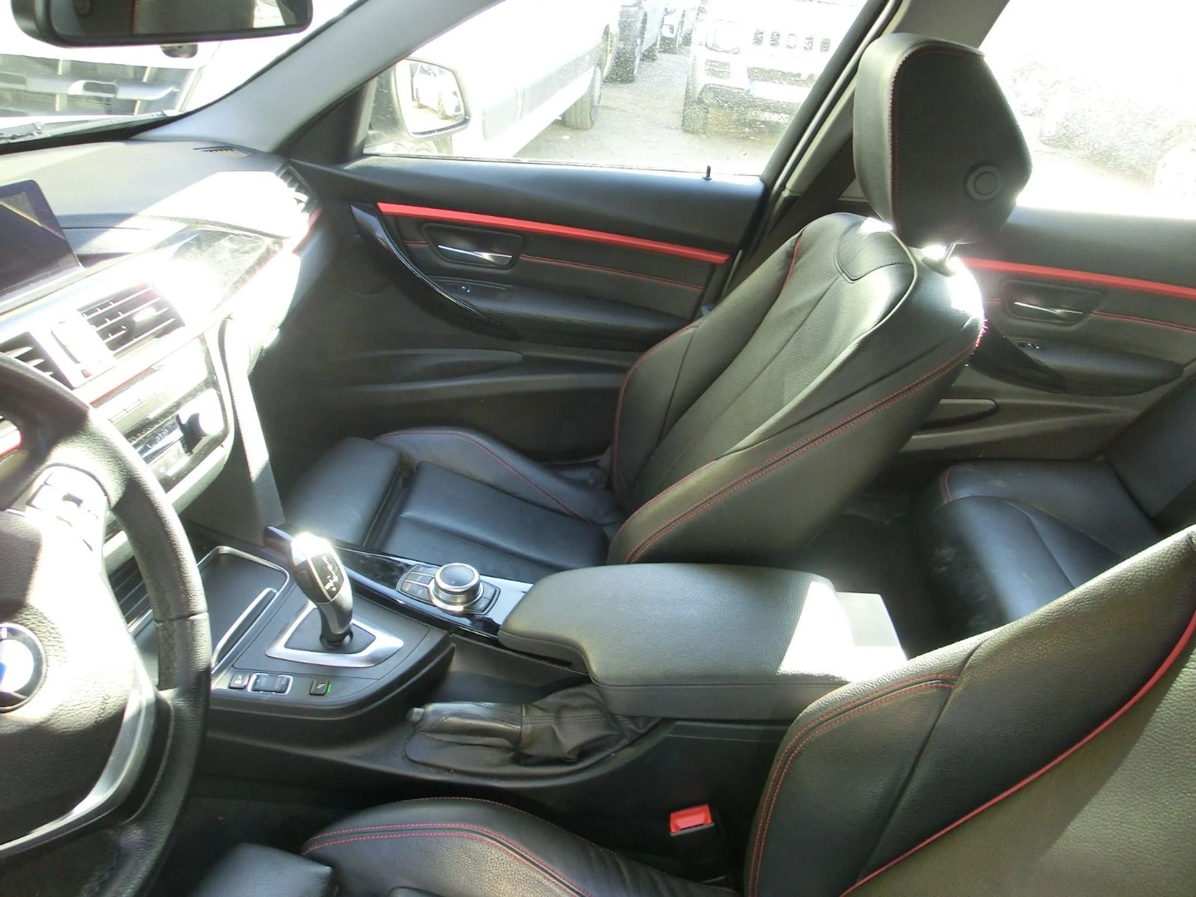 BMW 320 Touring Sport Line LED Scheinw. HeadUp — photo 15