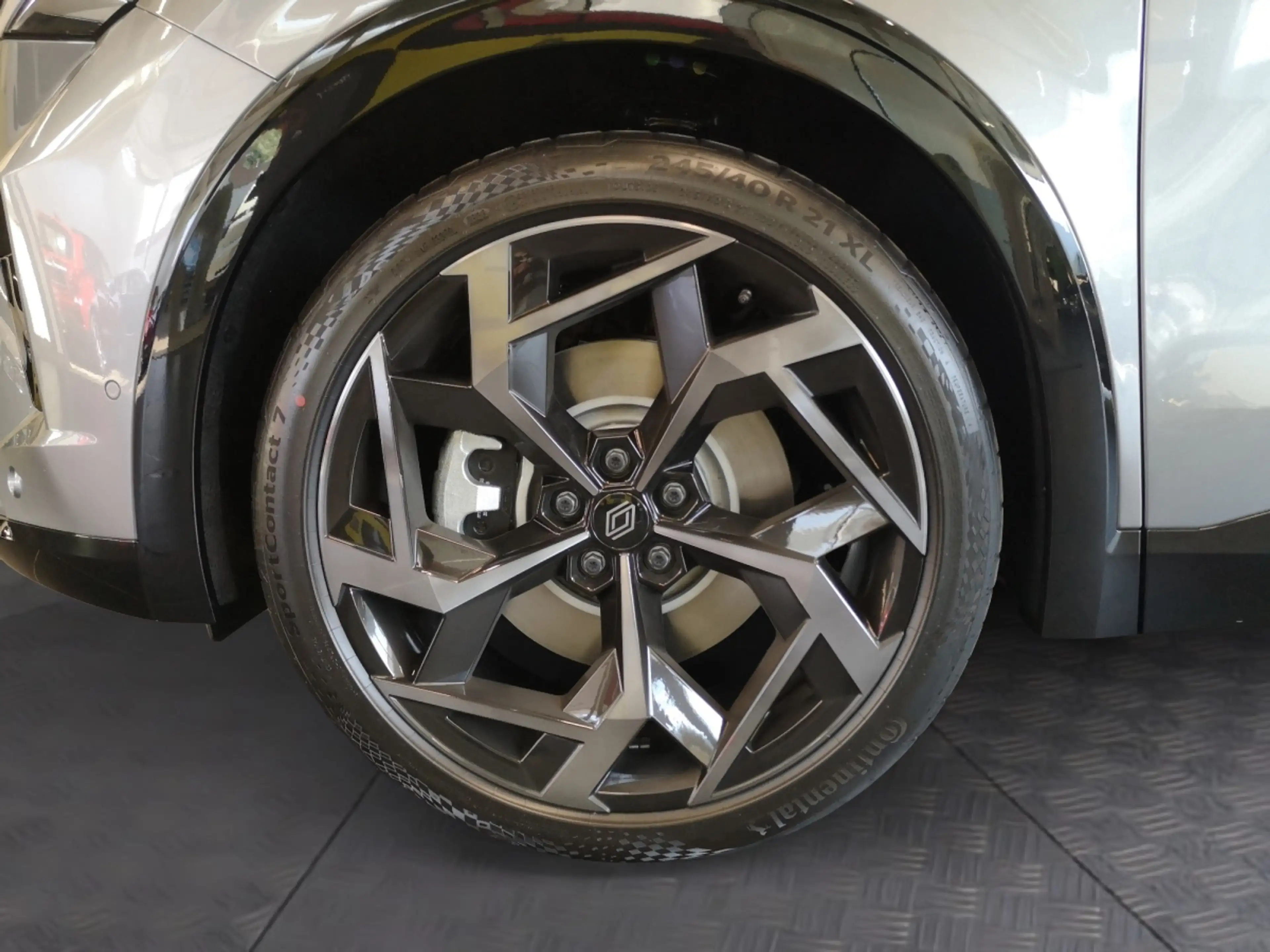 Renault Rafale Atelier Alpine Hyper Hybrid E-Tech 300PS 4x4 — photo 14