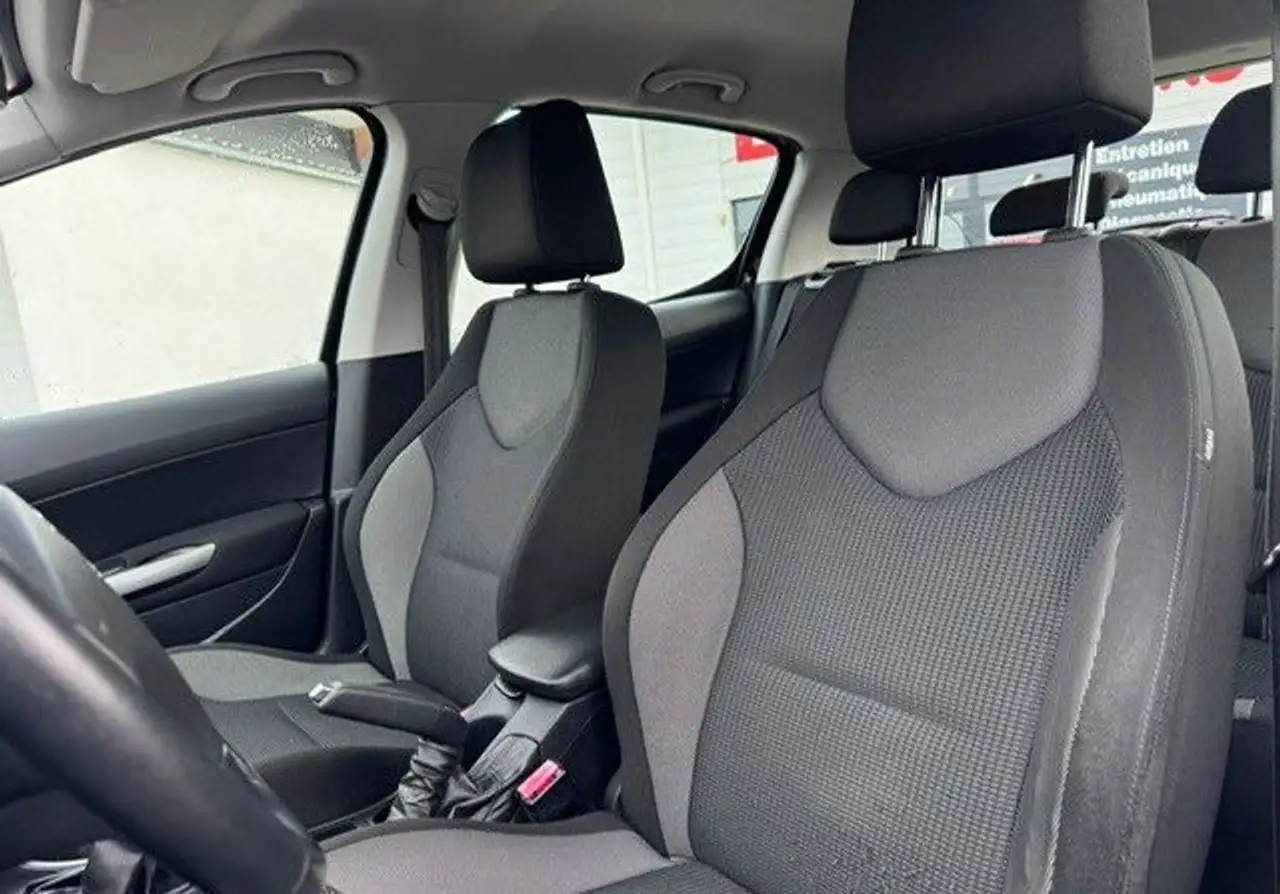 Peugeot 308 308 — photo 17