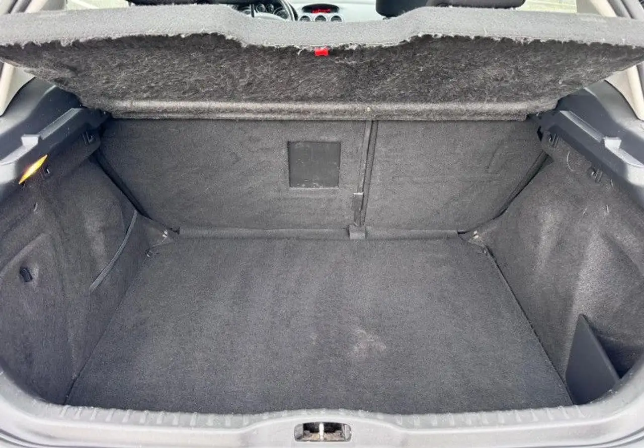 Peugeot 308 308 — photo 29