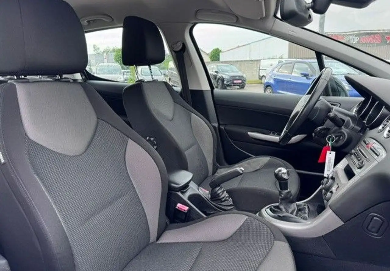 Peugeot 308 308 — photo 19