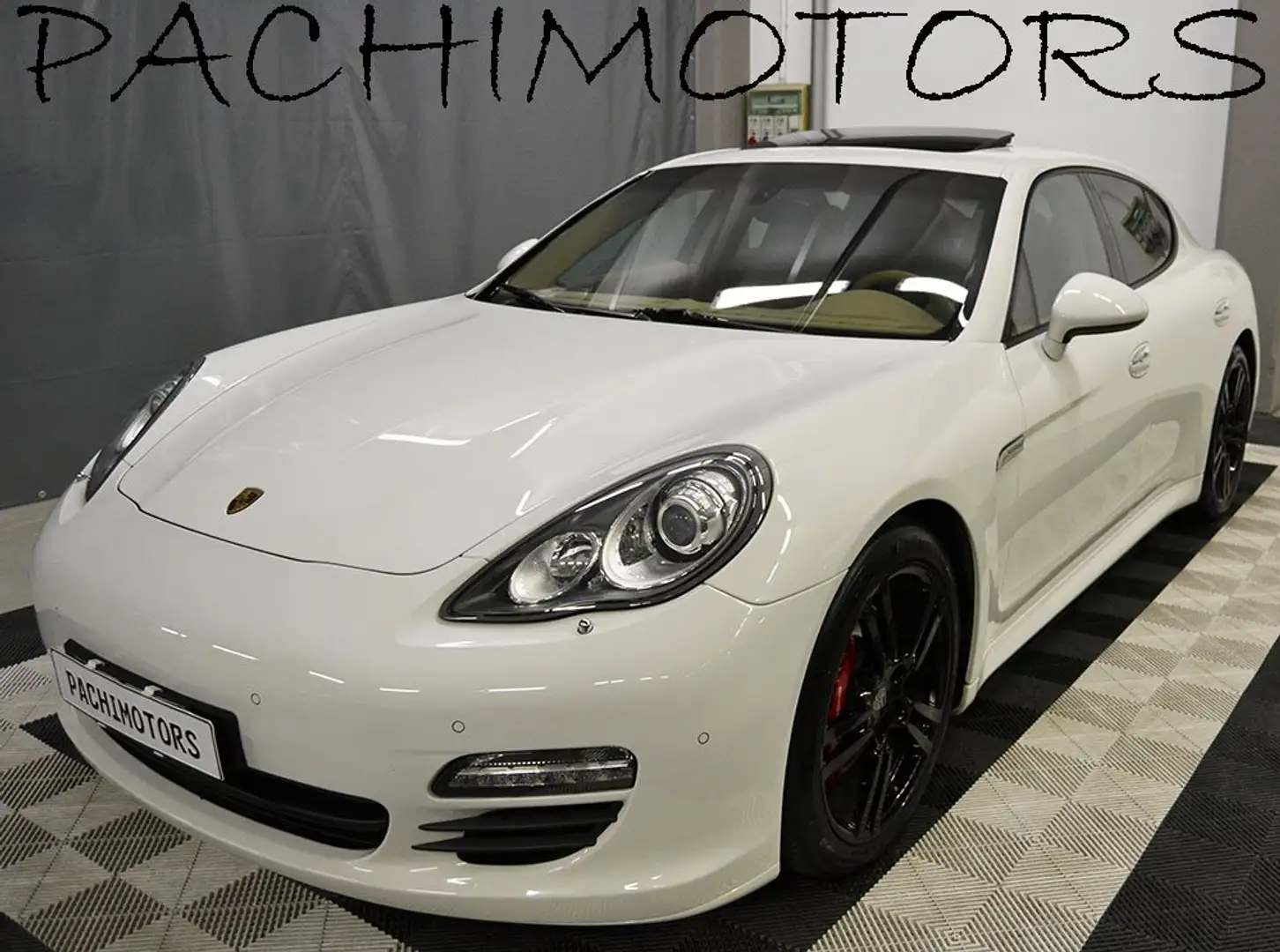 Porsche Panamera 3.0 Diesel Tetto-Sport Chrono-Dvd Post-Pasm Bianco - 1