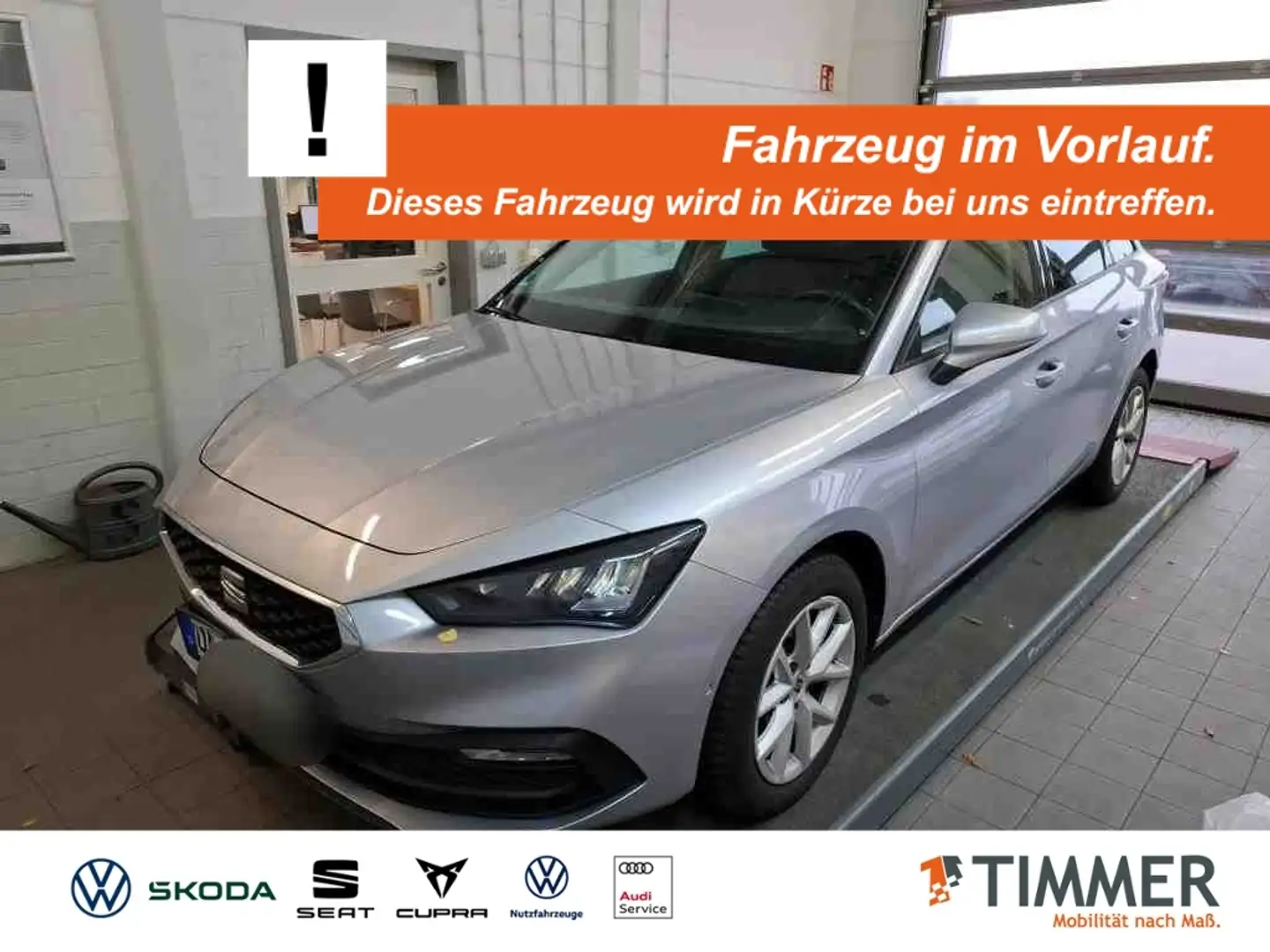SEAT Leon SP 2.0 TDI DSG STYLE +AHK +BEATS +LED +RKAM +NAVI Silber - 1