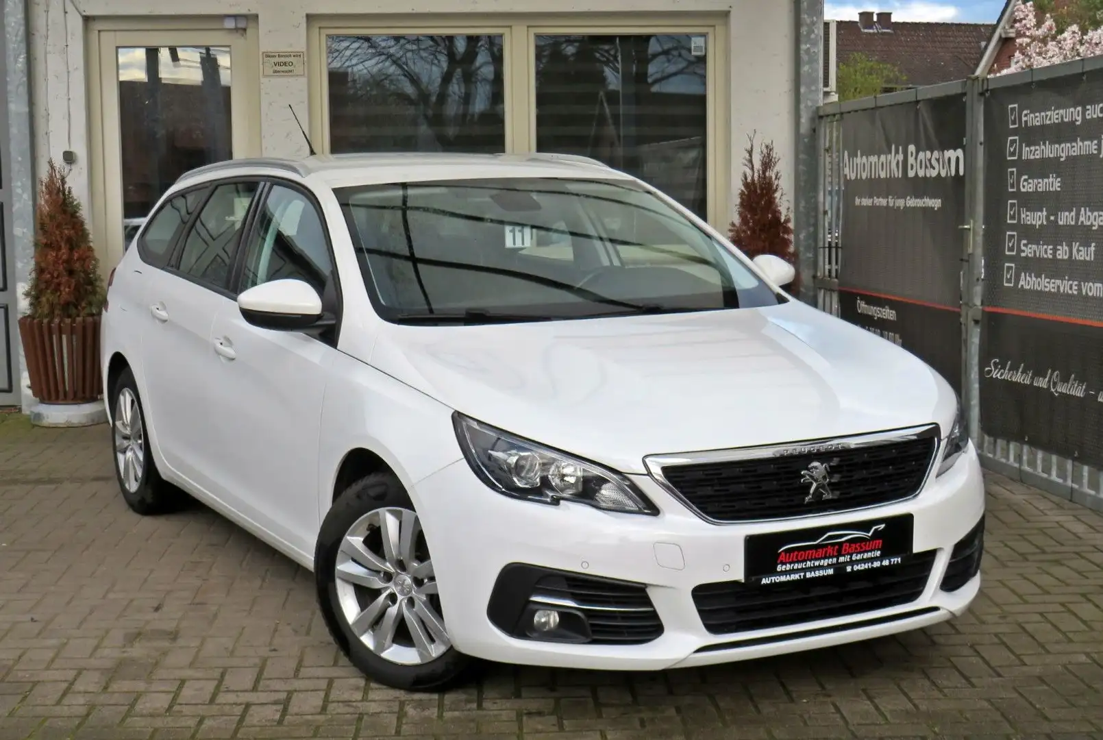 Peugeot 308 SW Active~SHZ~KLIMA~PDC~KAMERA Bianco - 1