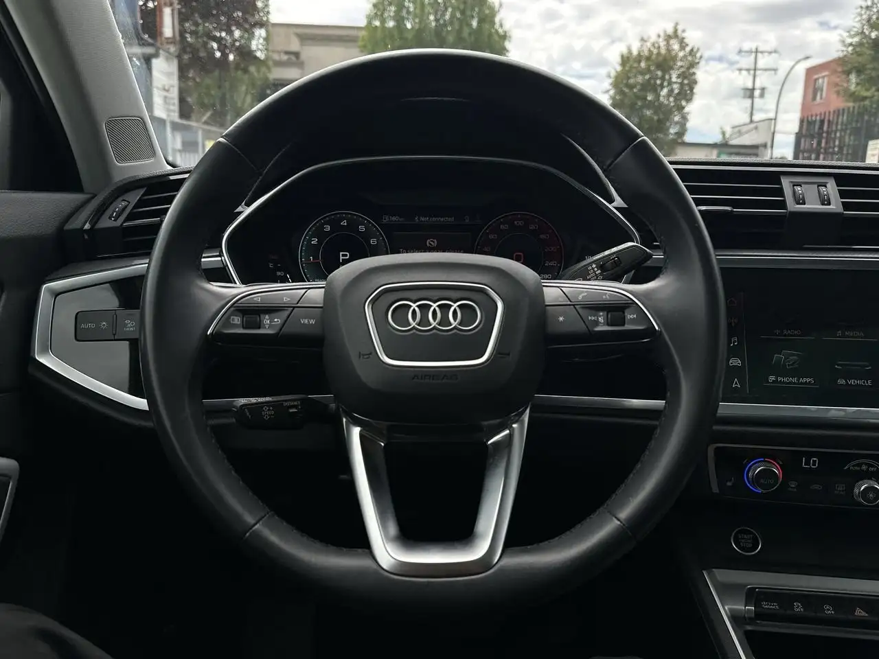 Audi Q3 photo Audi Q3