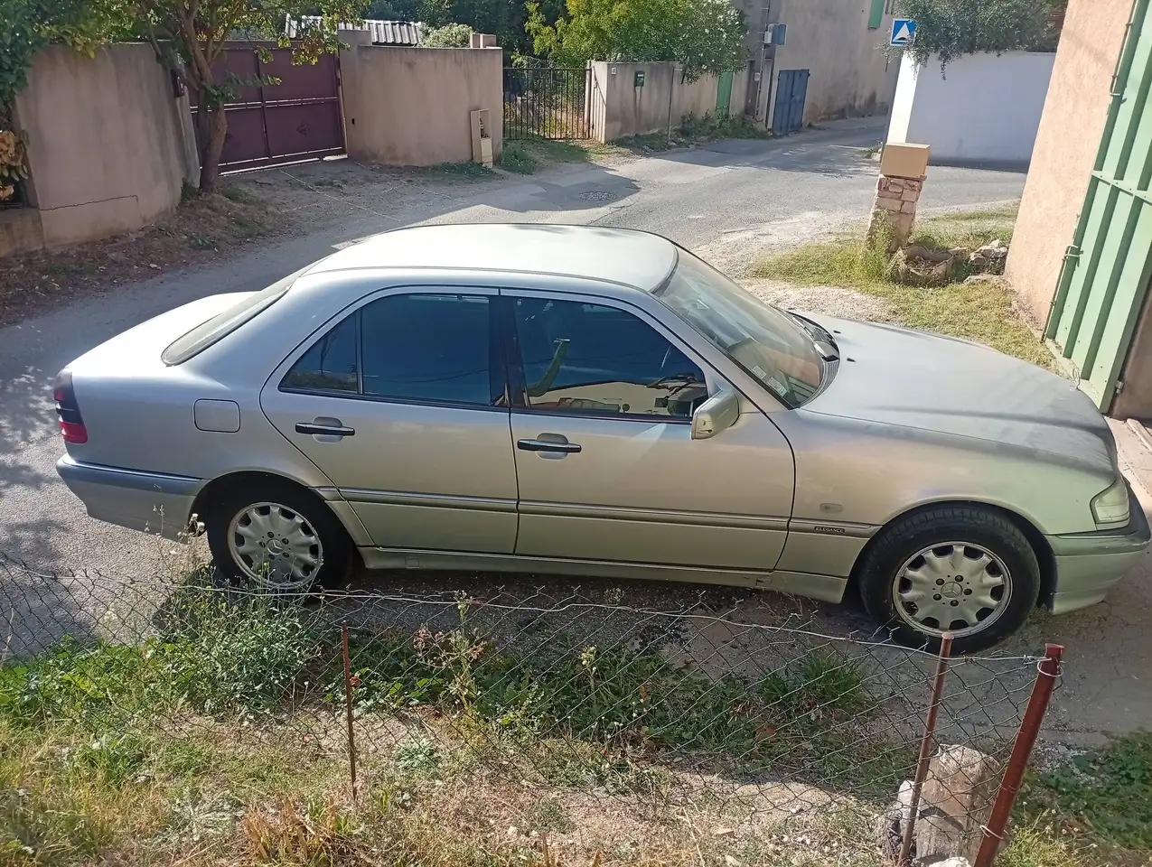 Mercedes-Benz C 250 C250 TD Elégance — photo 1 of 9