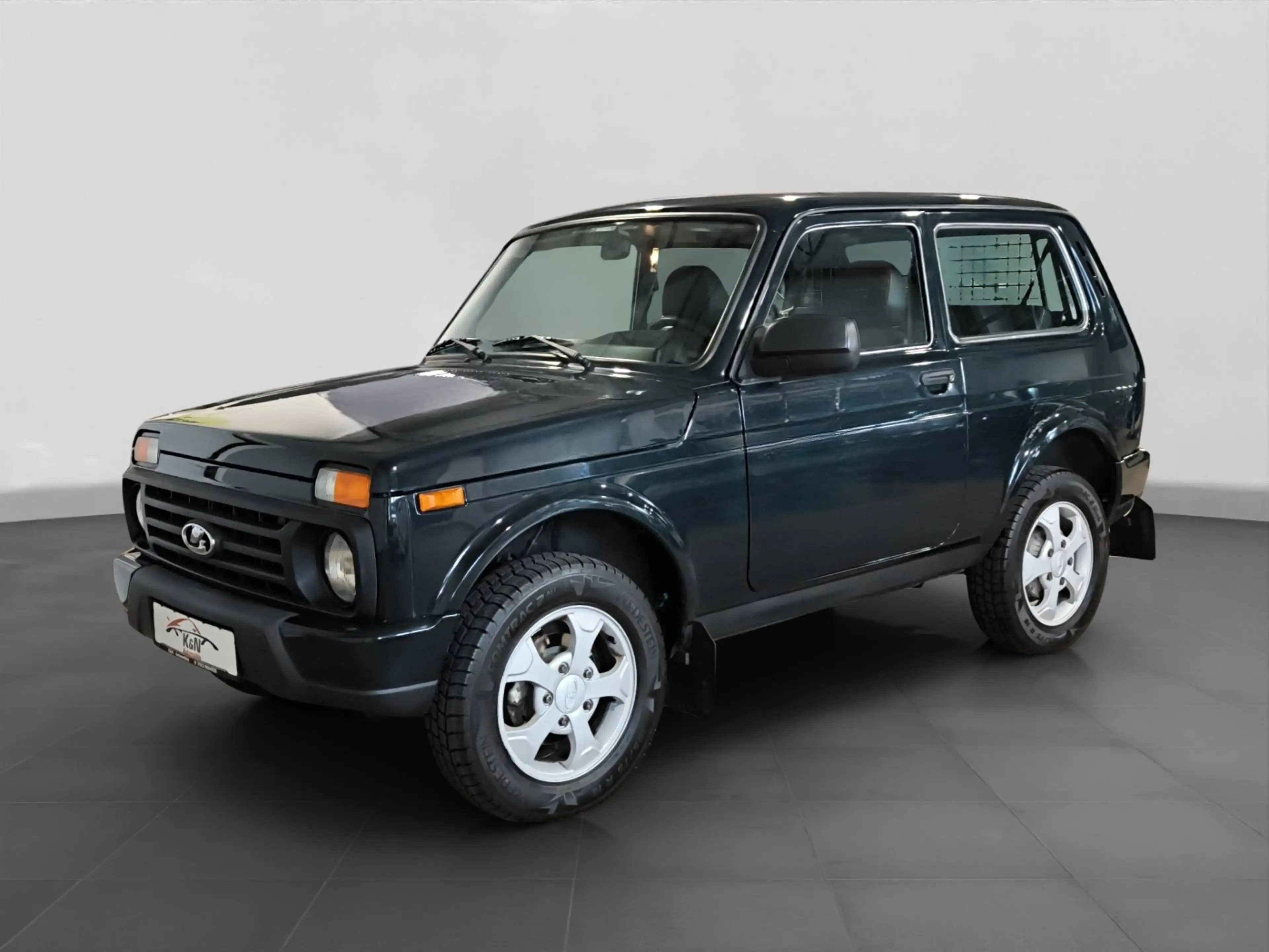 Lada Taiga Urban 4x4 *AHK*SHZ*Servo*4 Sitze*TÜV NEU*2. Hand — photo 2