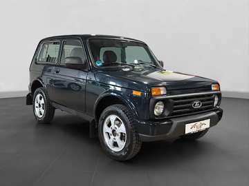 Urban 4x4 *AHK*SHZ*Servo*4 Sitze*TÜV NEU*2. Hand