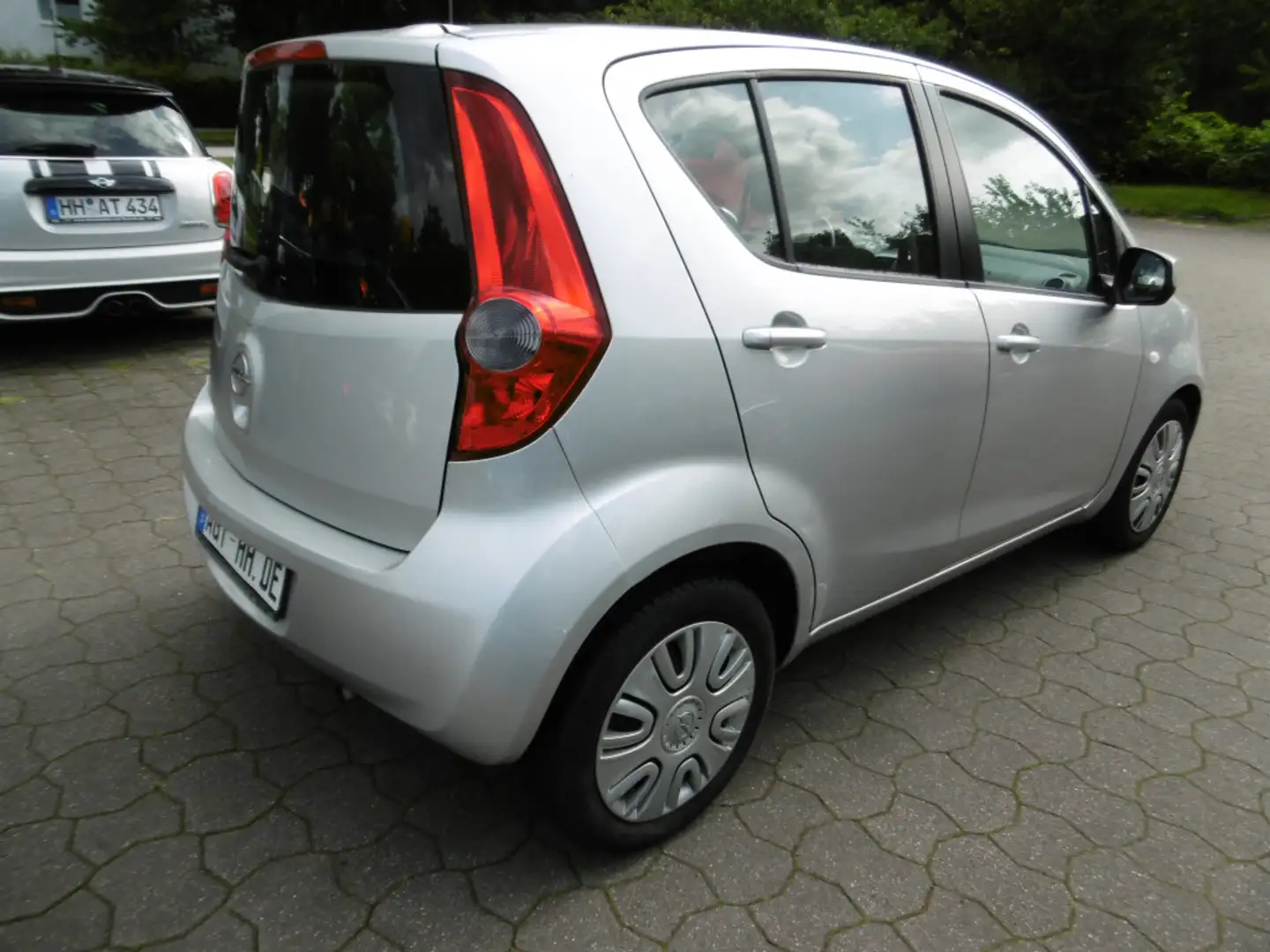 Opel Agila 1.2Automatik Edition Klima Allwetterreifen Plateado - 2