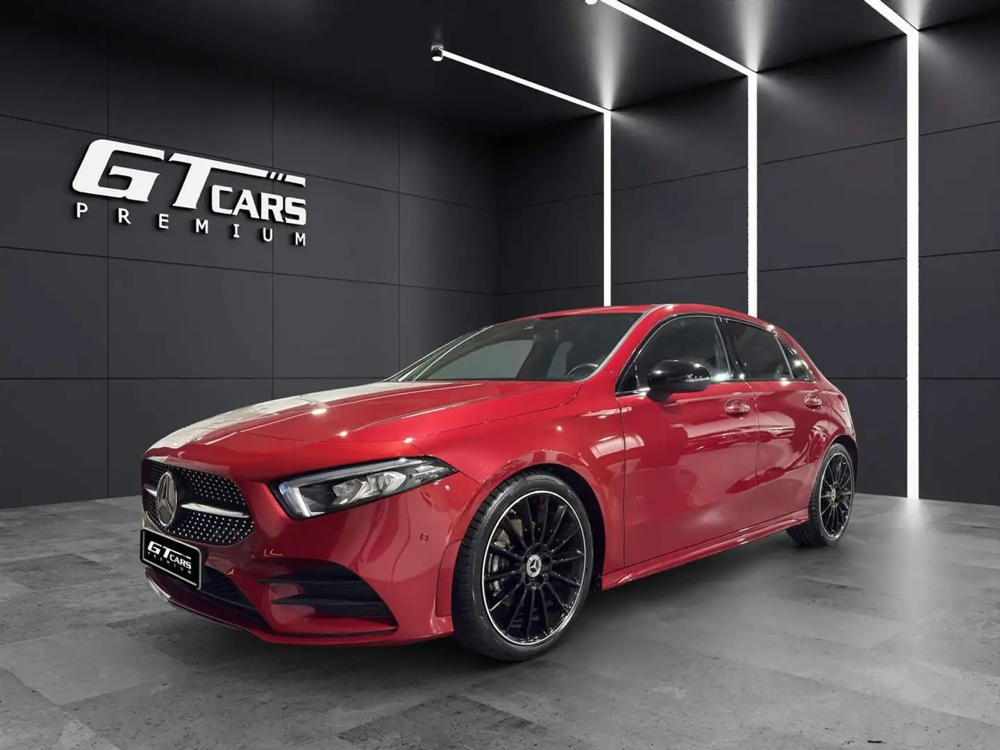 Mercedes-Benz A 180 180D AMG Rojo - 1