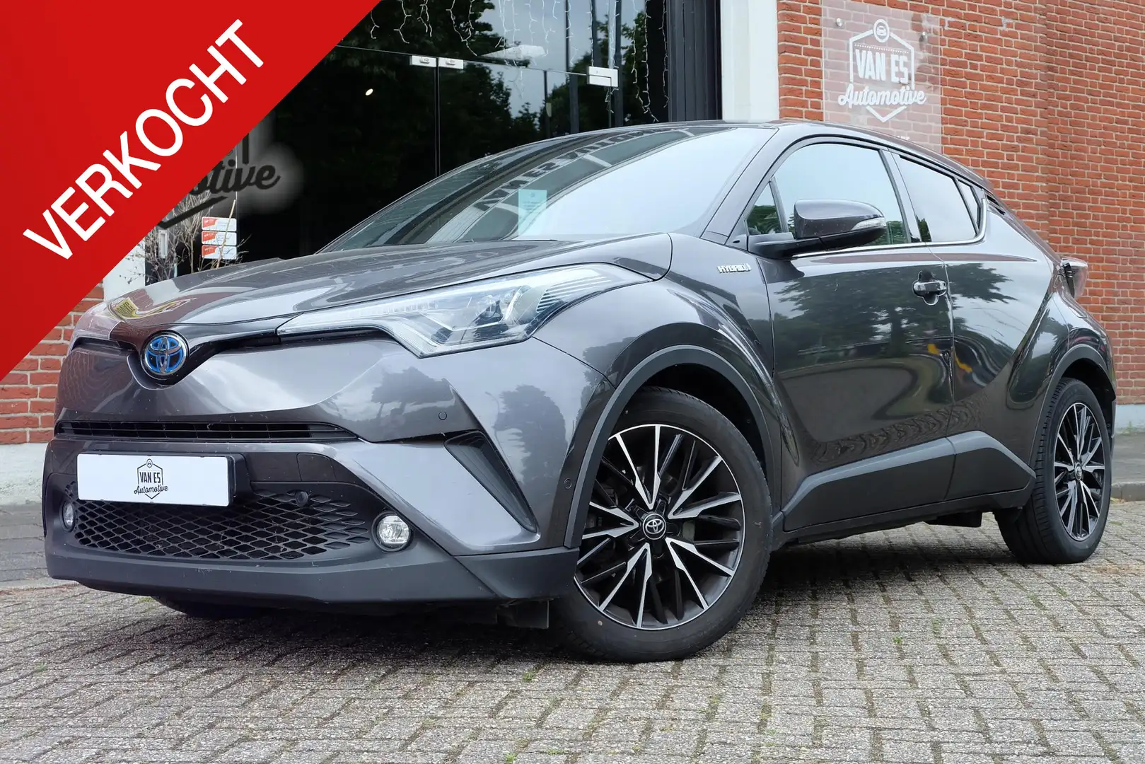 Toyota C-HR 1.8 Hybrid Executive Ultimate / Garantie t/m '29 / Grijs - 1