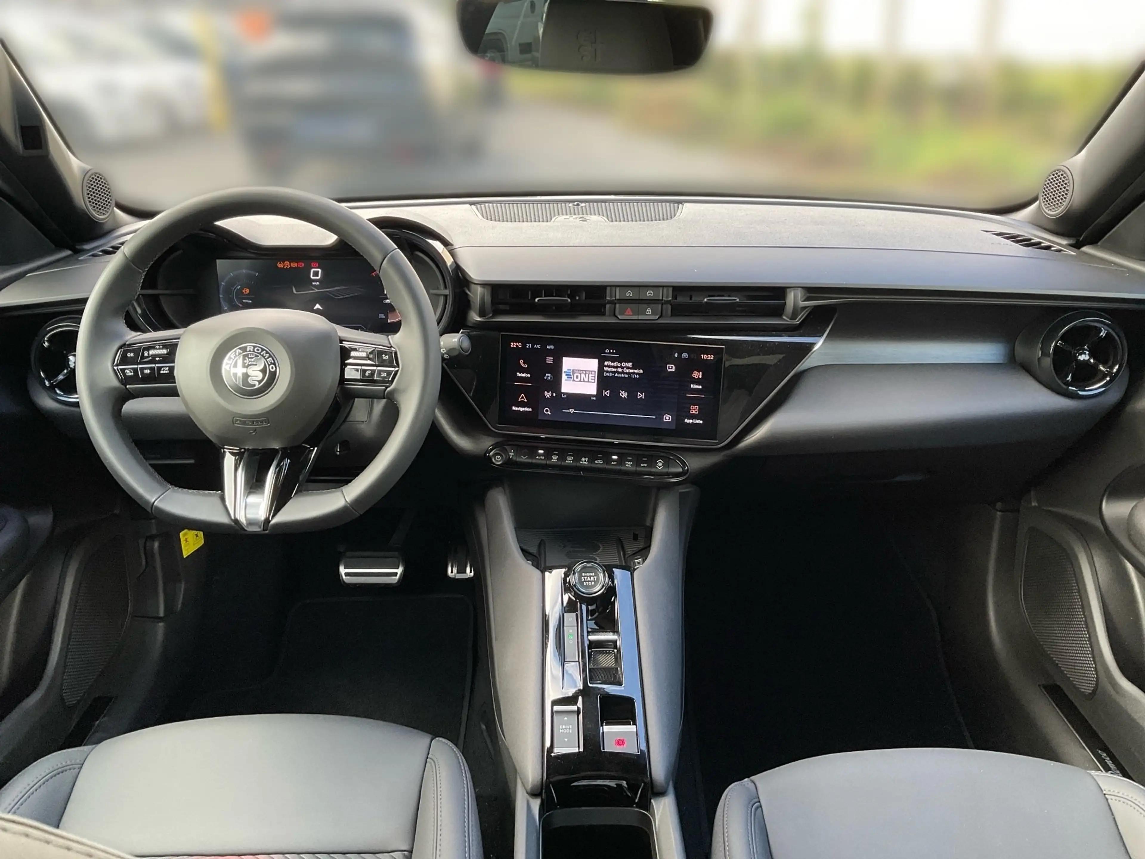 Alfa Romeo Junior 1.2 VGT Ibrida 48V- W Ti AUT Kam. KeyLess — photo 11