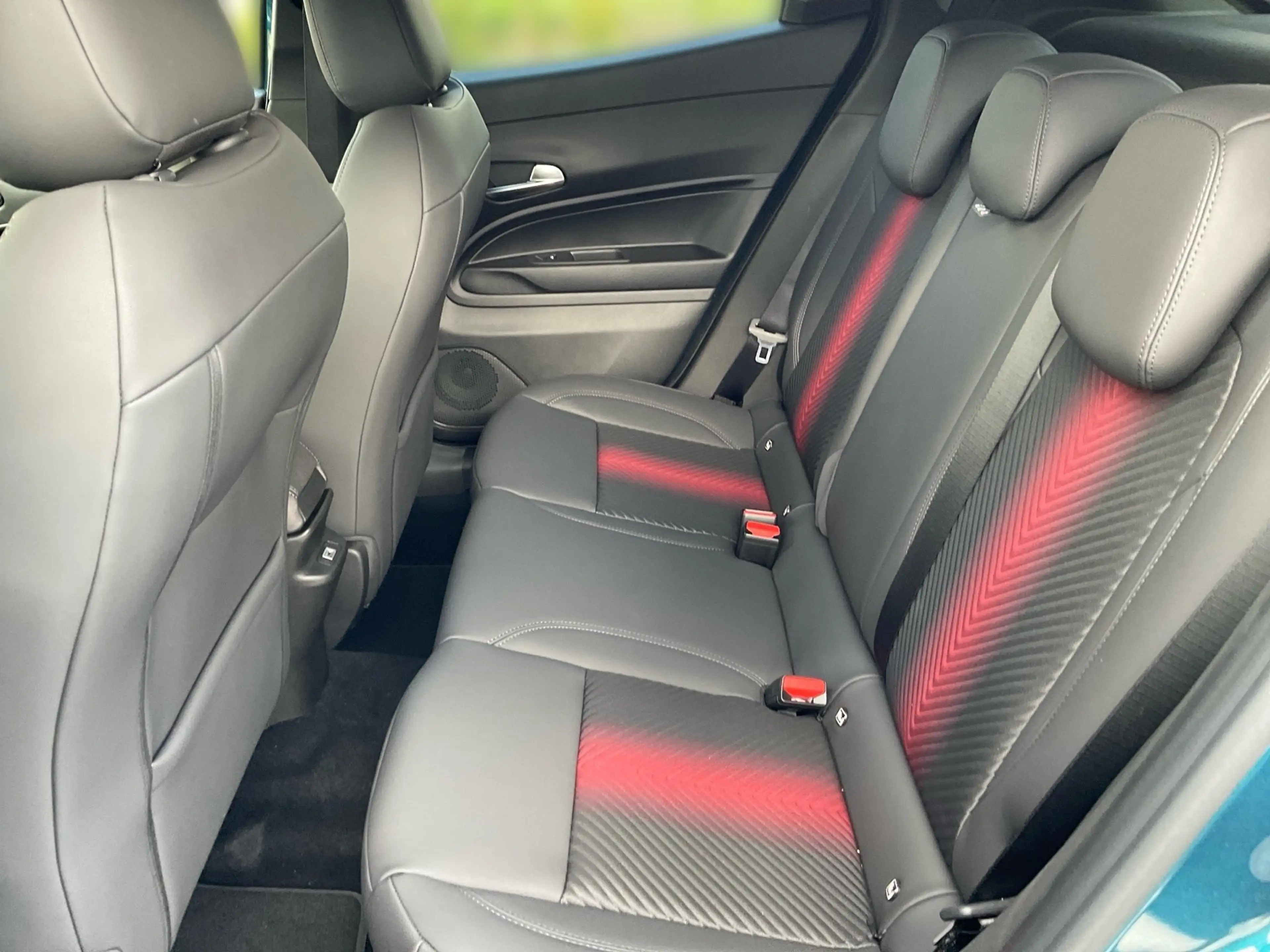 Alfa Romeo Junior 1.2 VGT Ibrida 48V- W Ti AUT Kam. KeyLess — photo 9