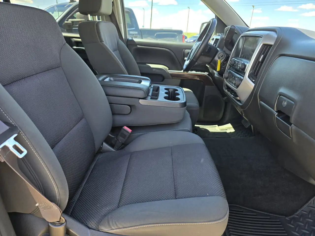 GMC Sierra 1500 photo GMC Sierra 1500